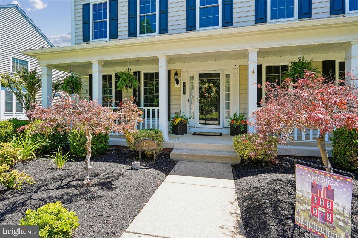 RED CEDAR MIDDLE VILLAGE - Residential
