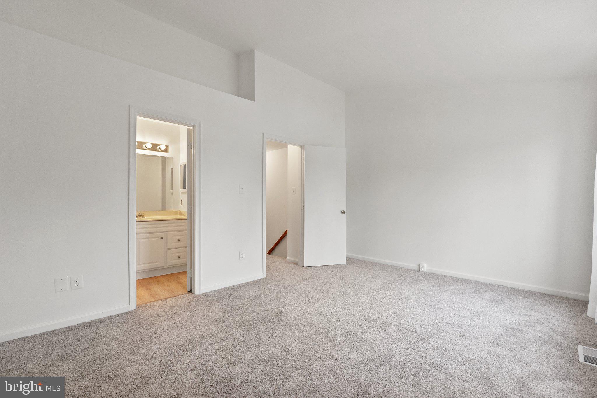 ROLLING RIDGE - Residential