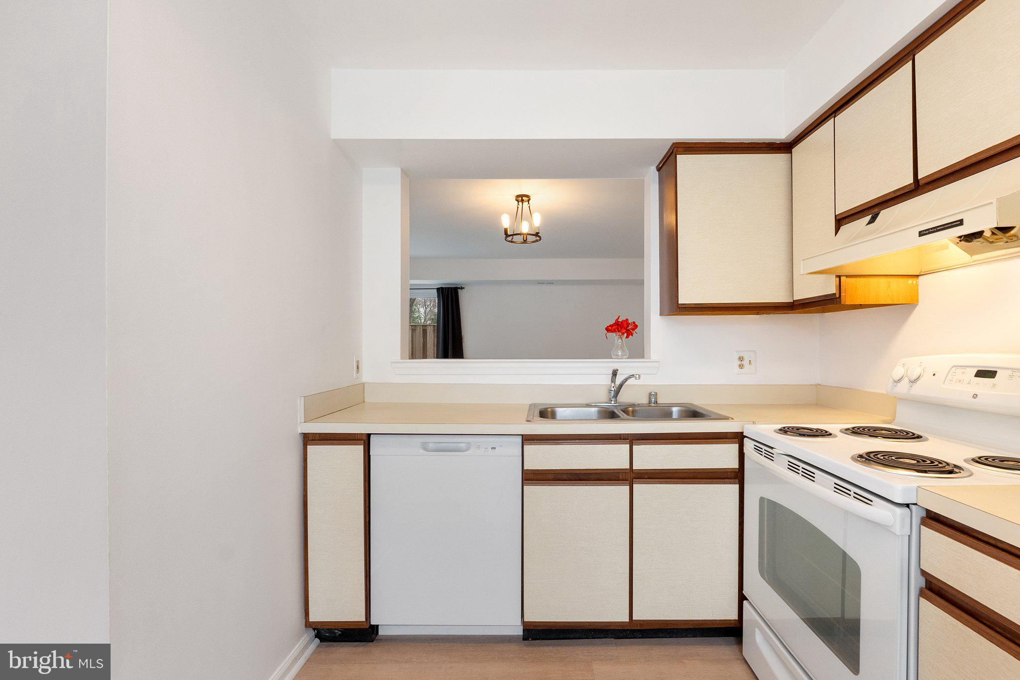 ROLLING RIDGE - Residential