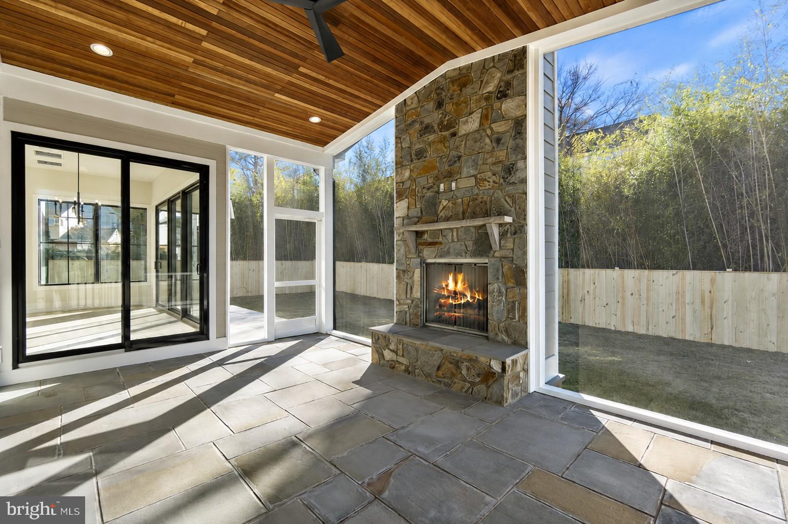 OAKWOOD KNOLLS - Residential