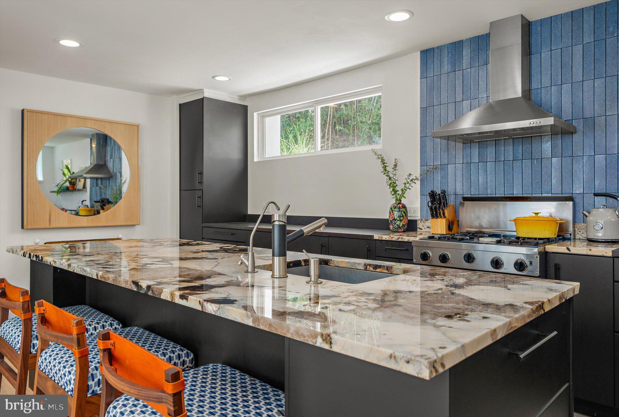 SPRING VALLEY - Residential