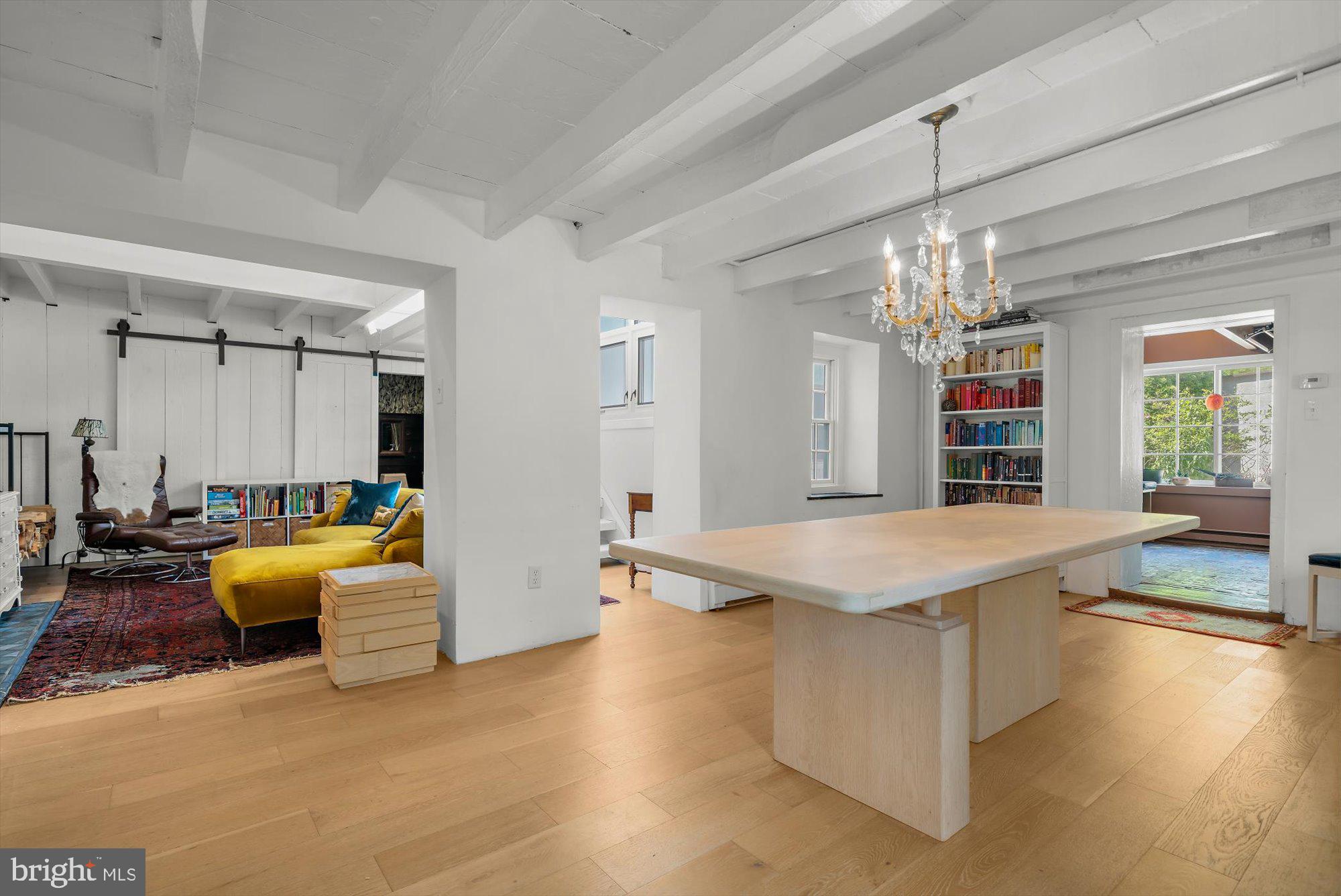 SPRING VALLEY - Residential