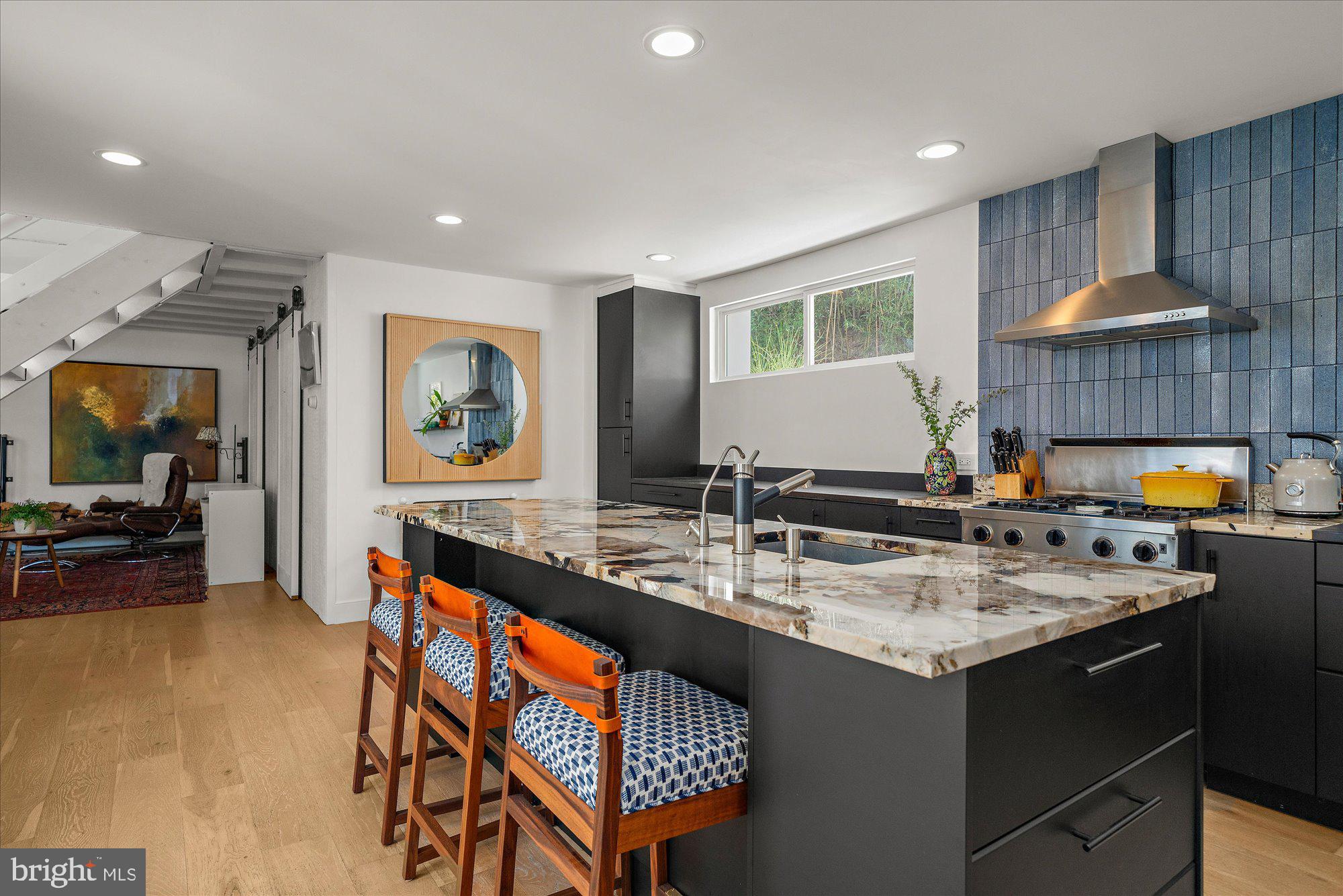 SPRING VALLEY - Residential