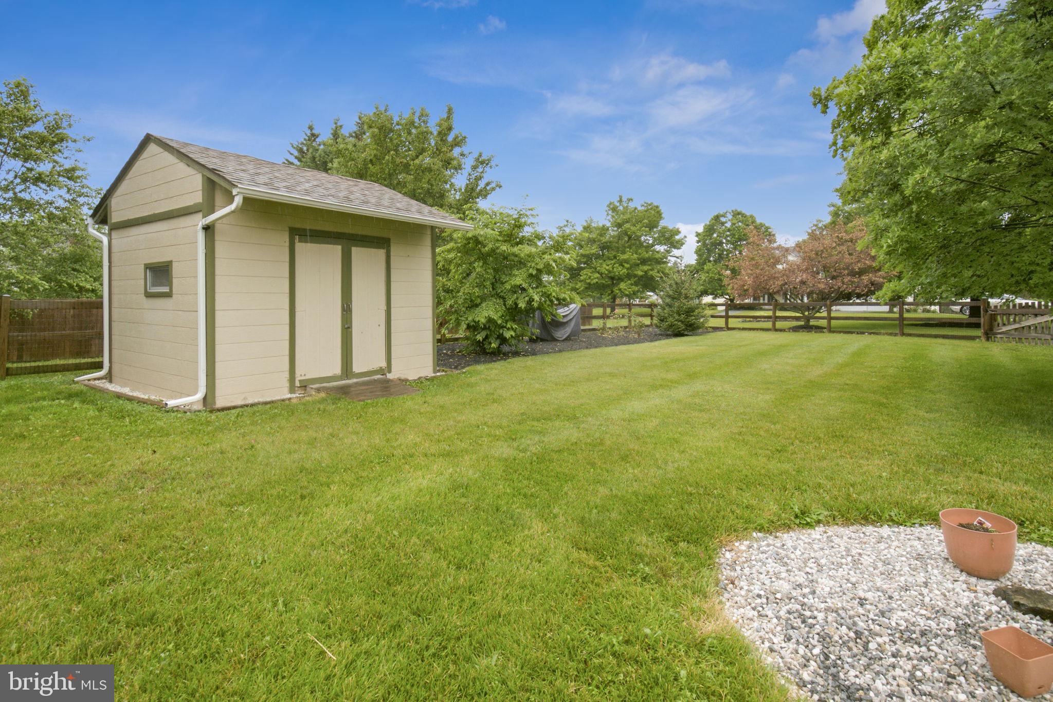 BUCKINGHAM HILLS - Residential