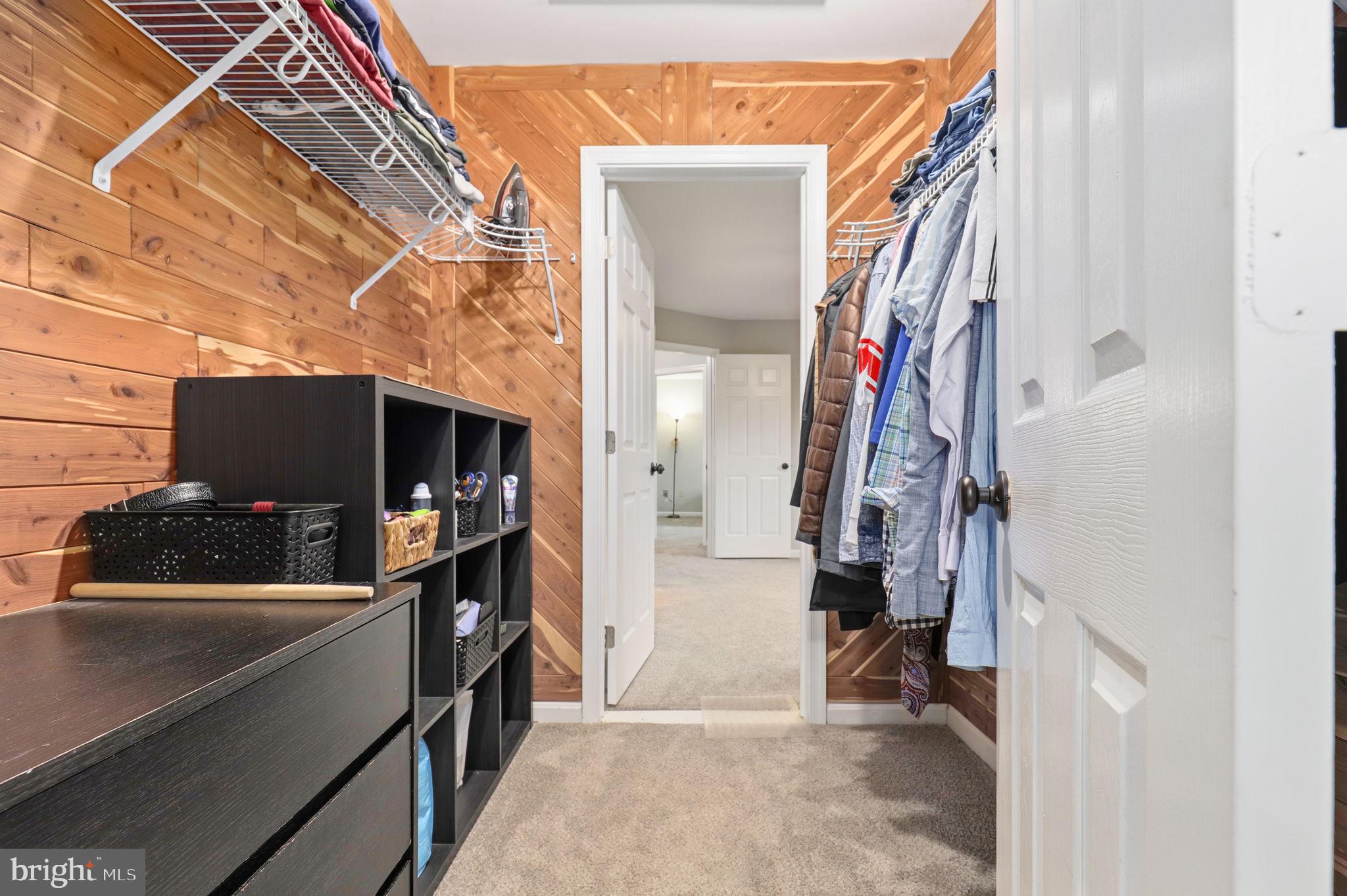 BUCKINGHAM HILLS - Residential