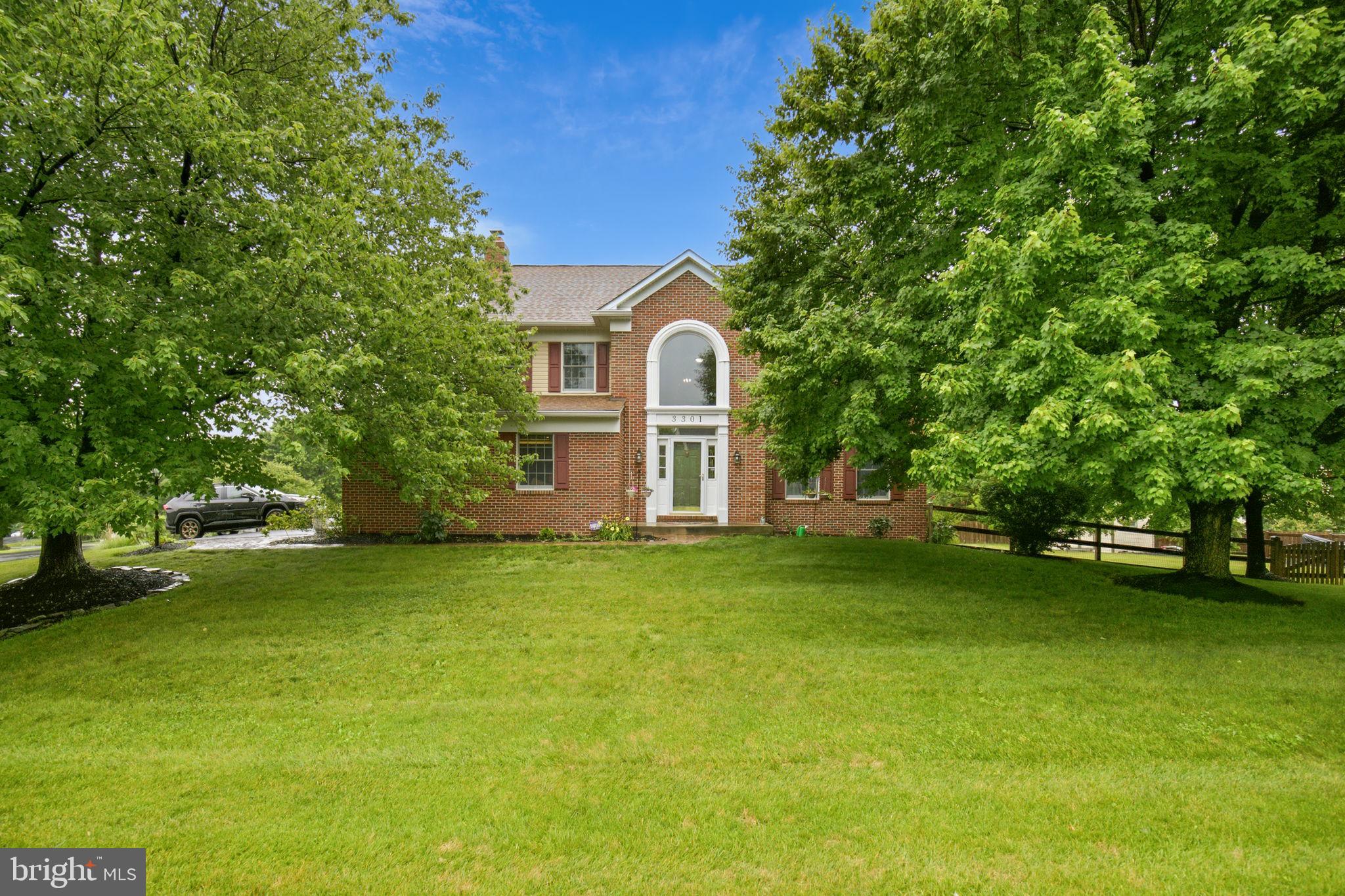 BUCKINGHAM HILLS - Residential