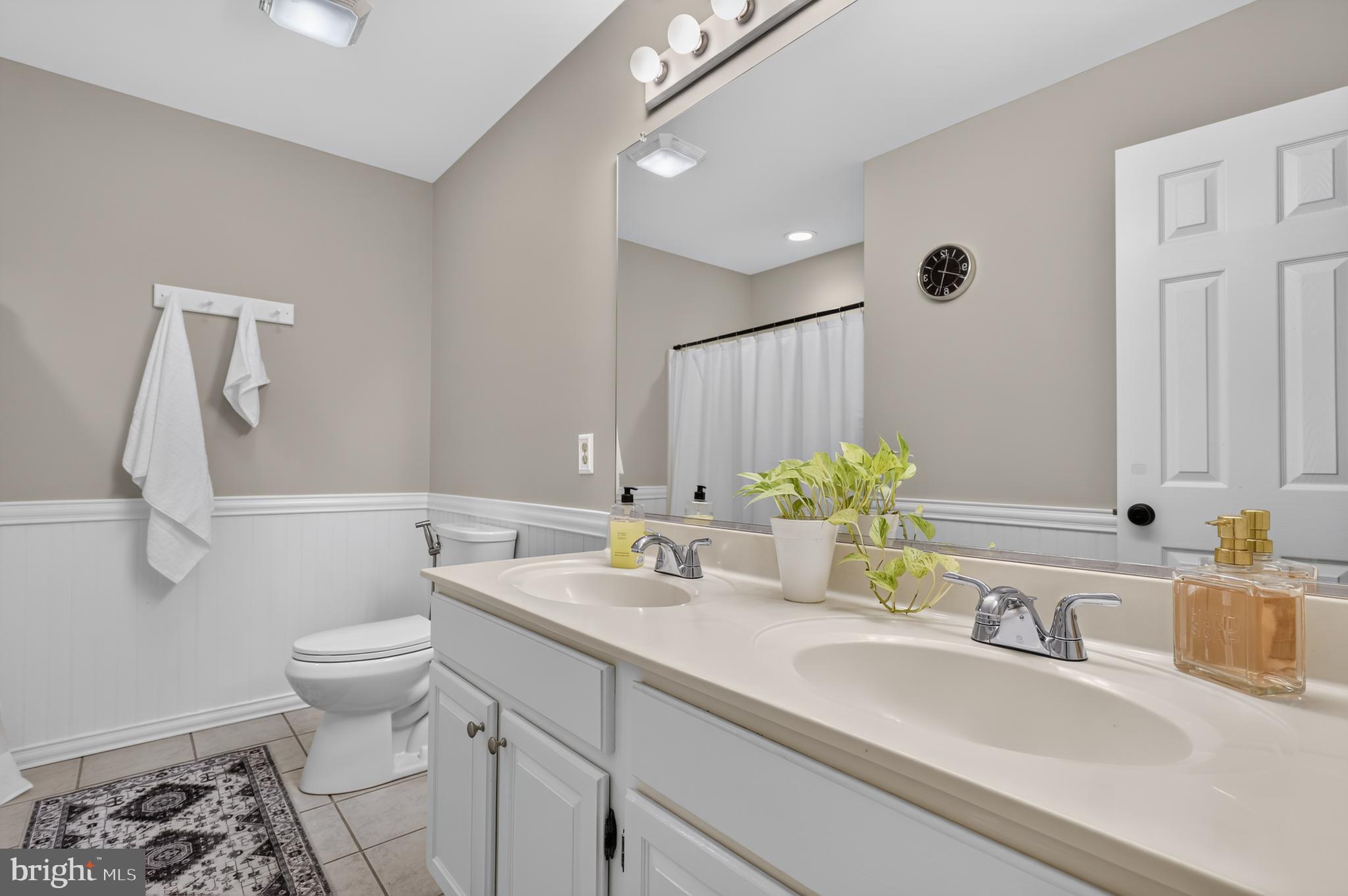 BUCKINGHAM HILLS - Residential