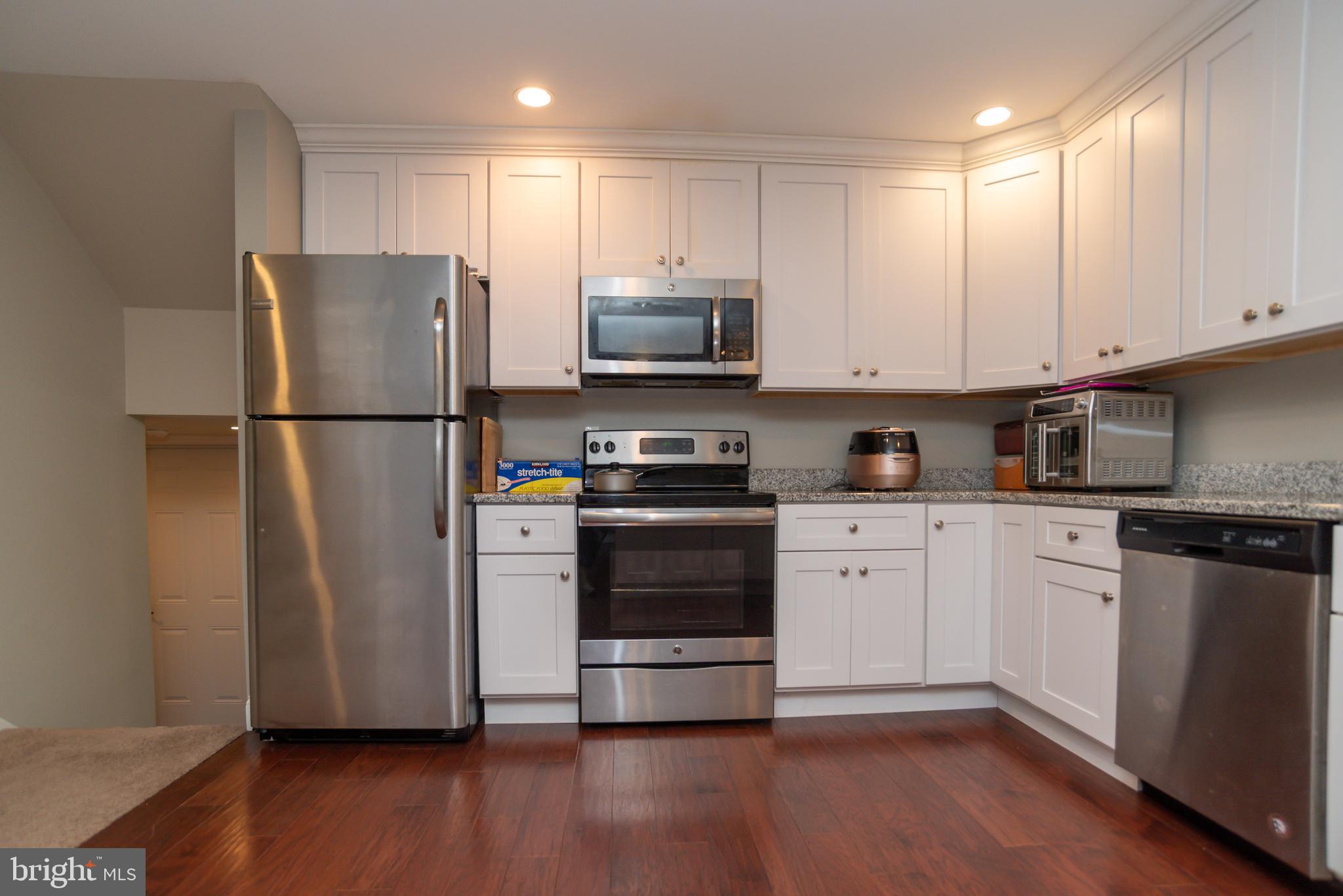 TWIN BROOK ESTS - Residential