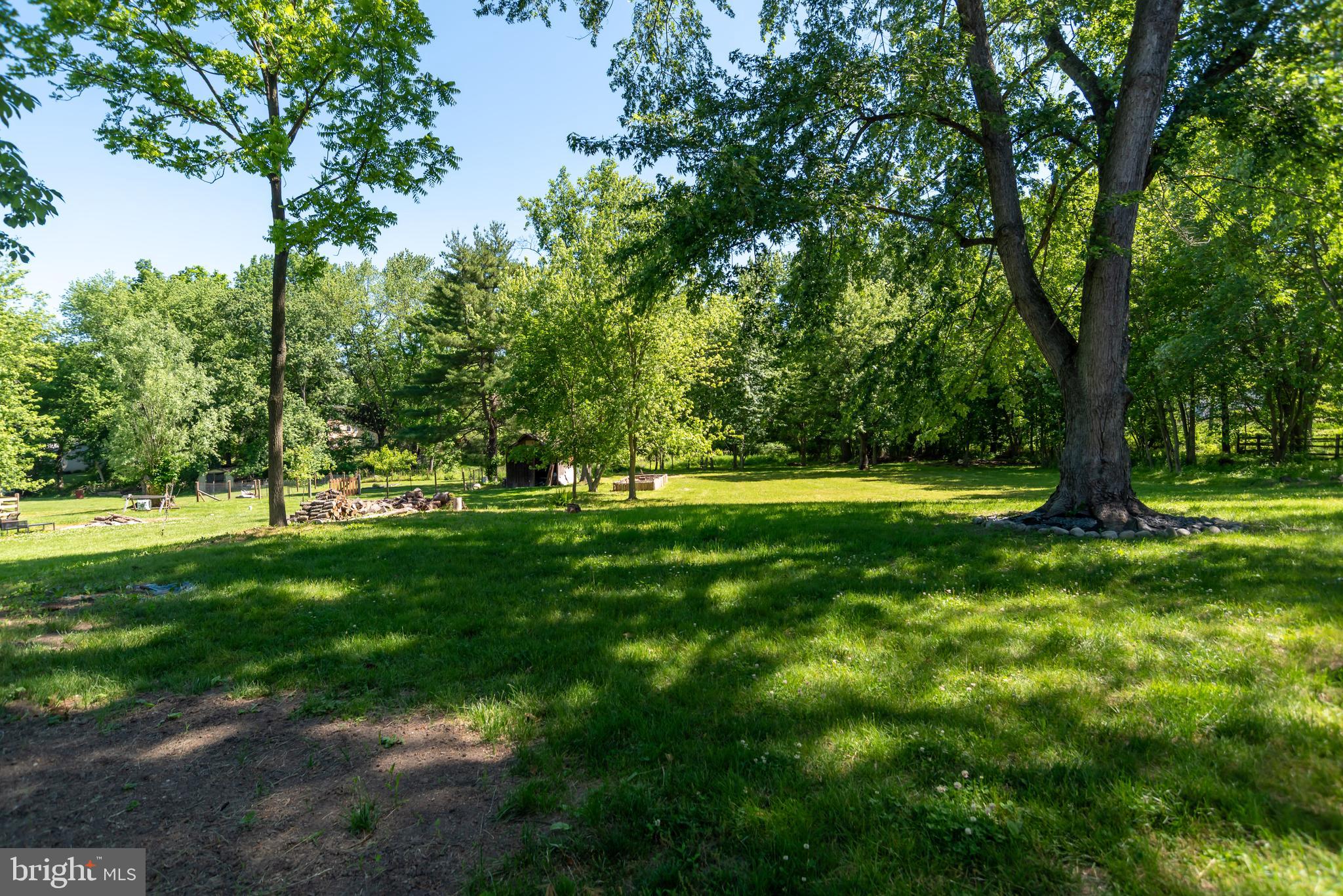 TWIN BROOK ESTS - Residential