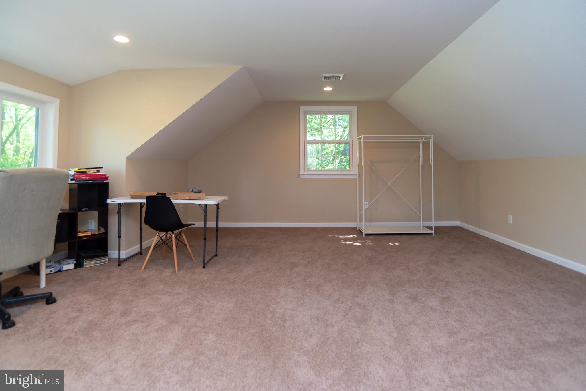 TWIN BROOK ESTS - Residential