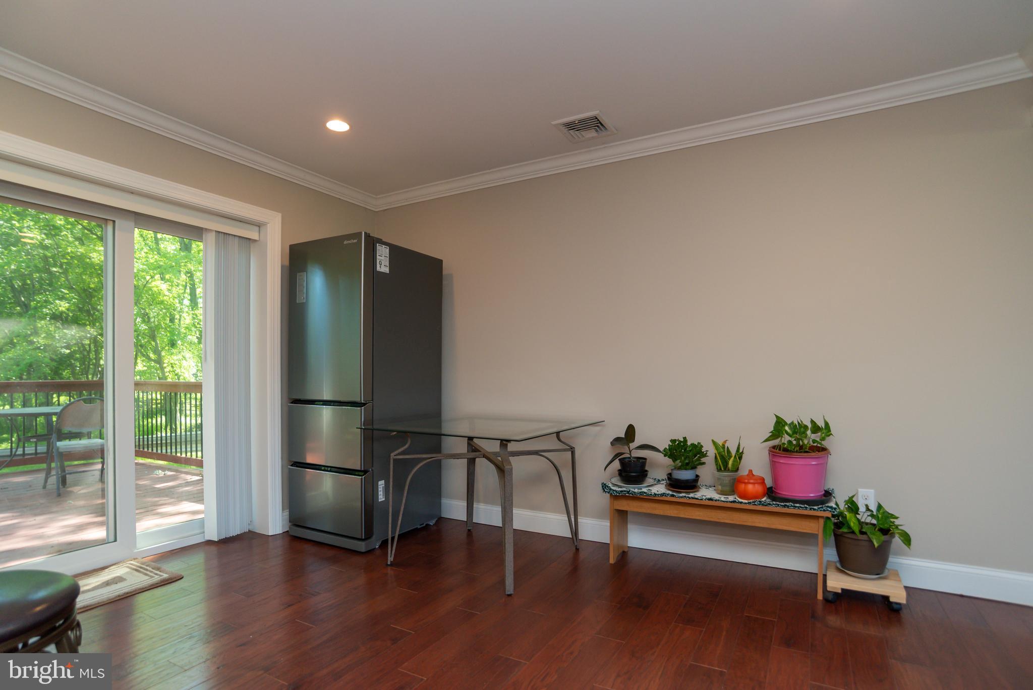 TWIN BROOK ESTS - Residential