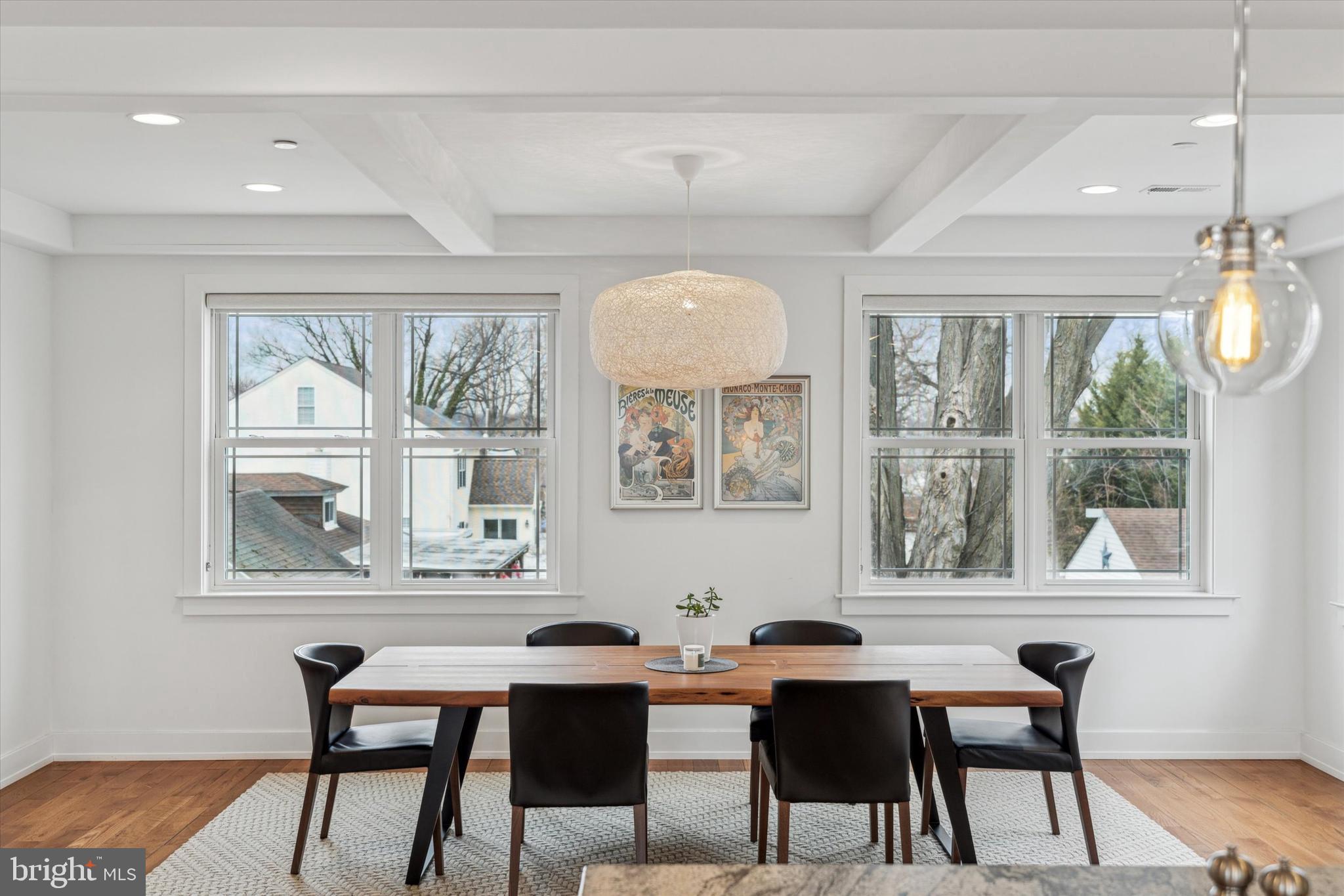 ROXBOROUGH - Residential