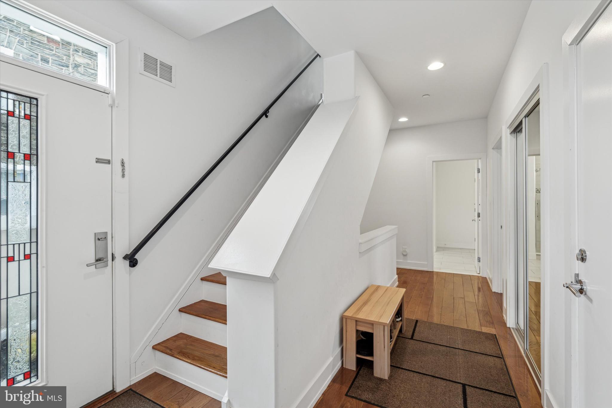 ROXBOROUGH - Residential
