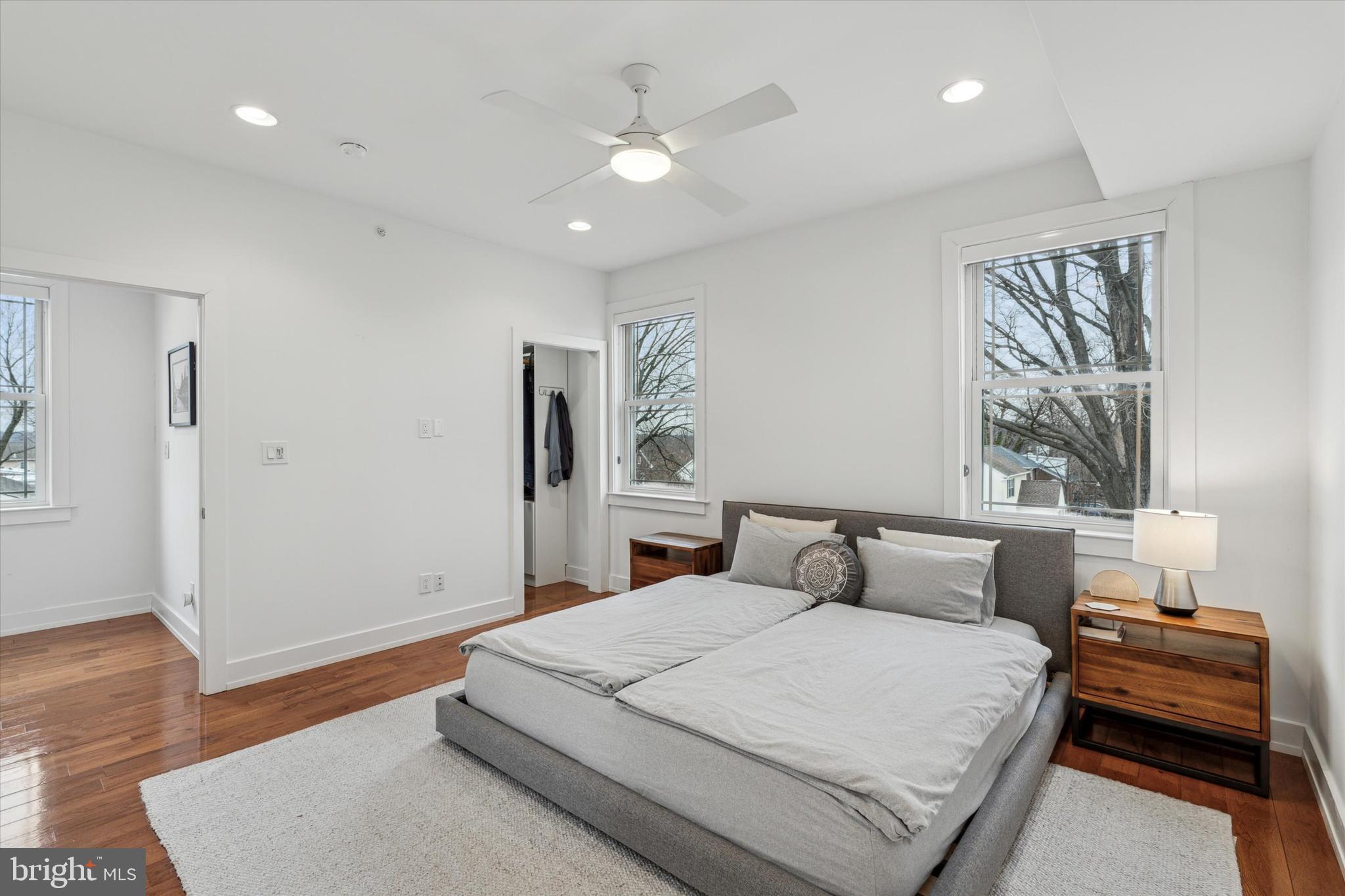 ROXBOROUGH - Residential