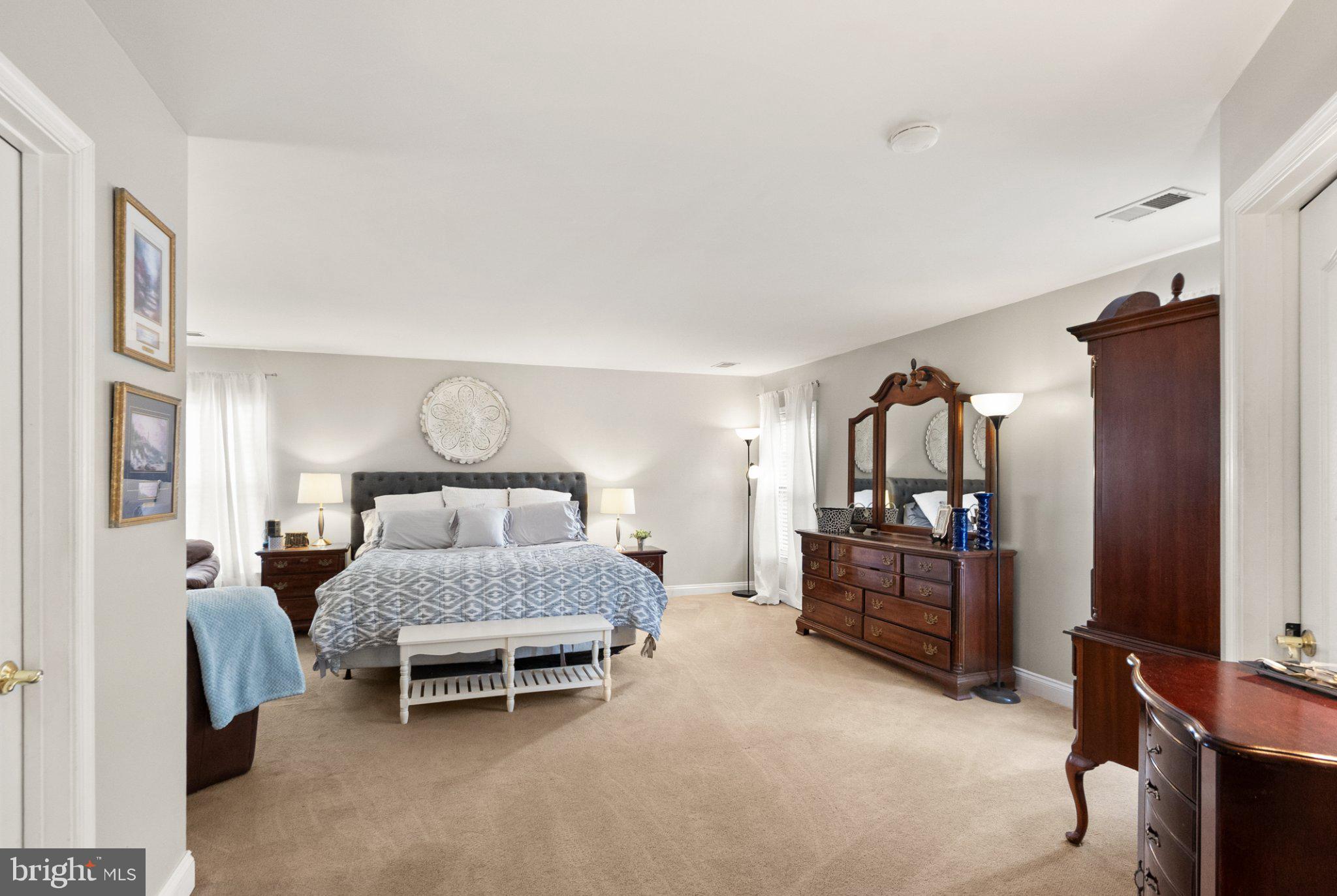 SPYGLASS HILL - Residential