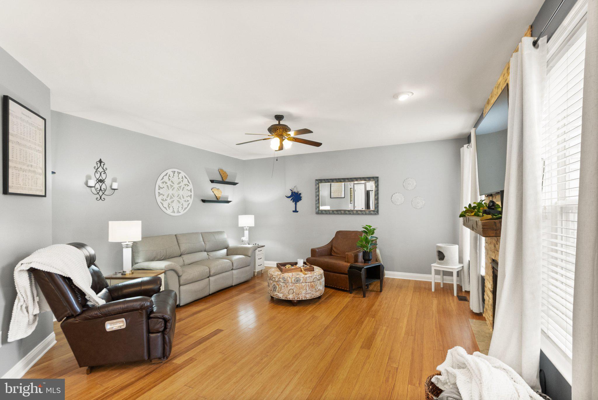 SPYGLASS HILL - Residential