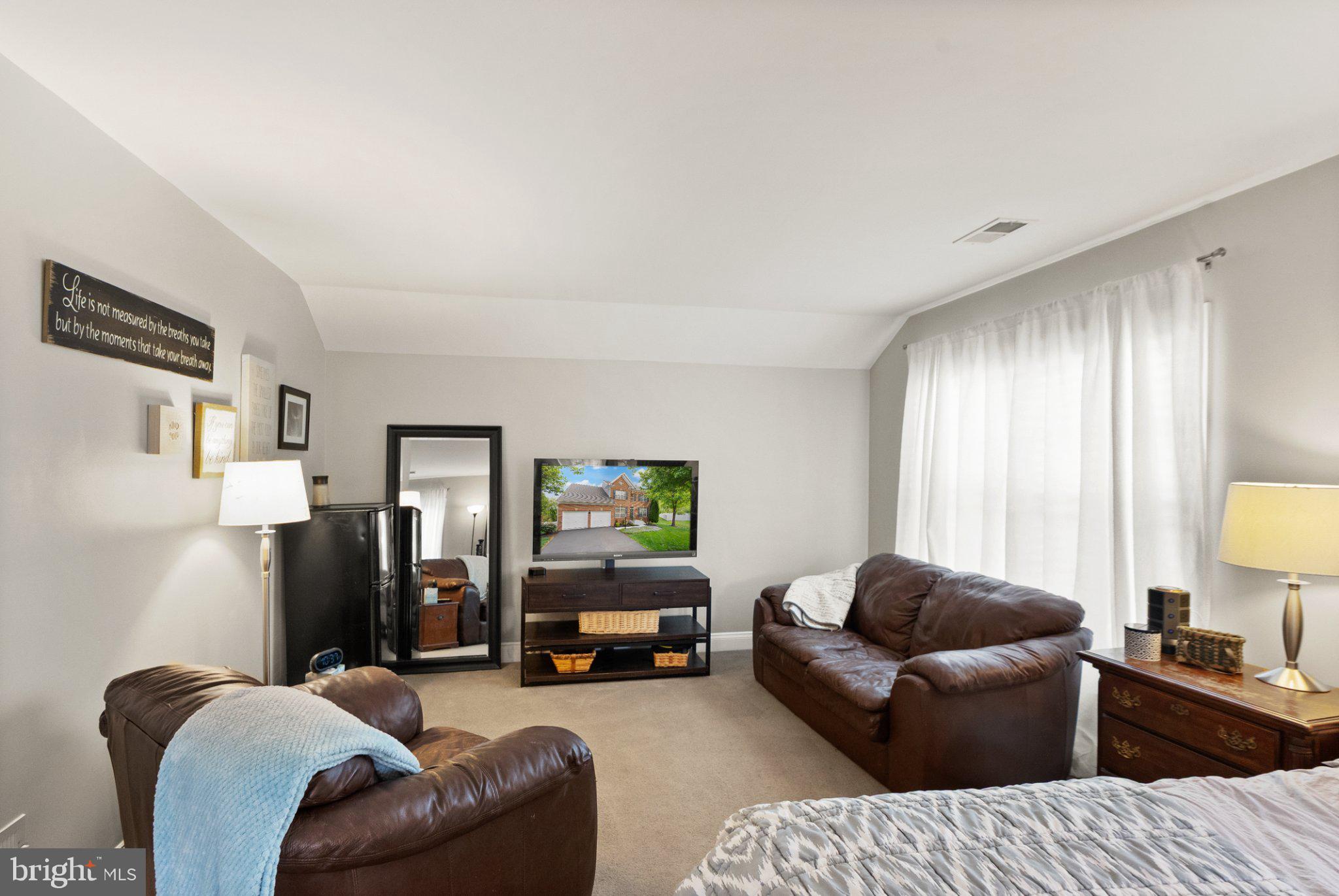 SPYGLASS HILL - Residential