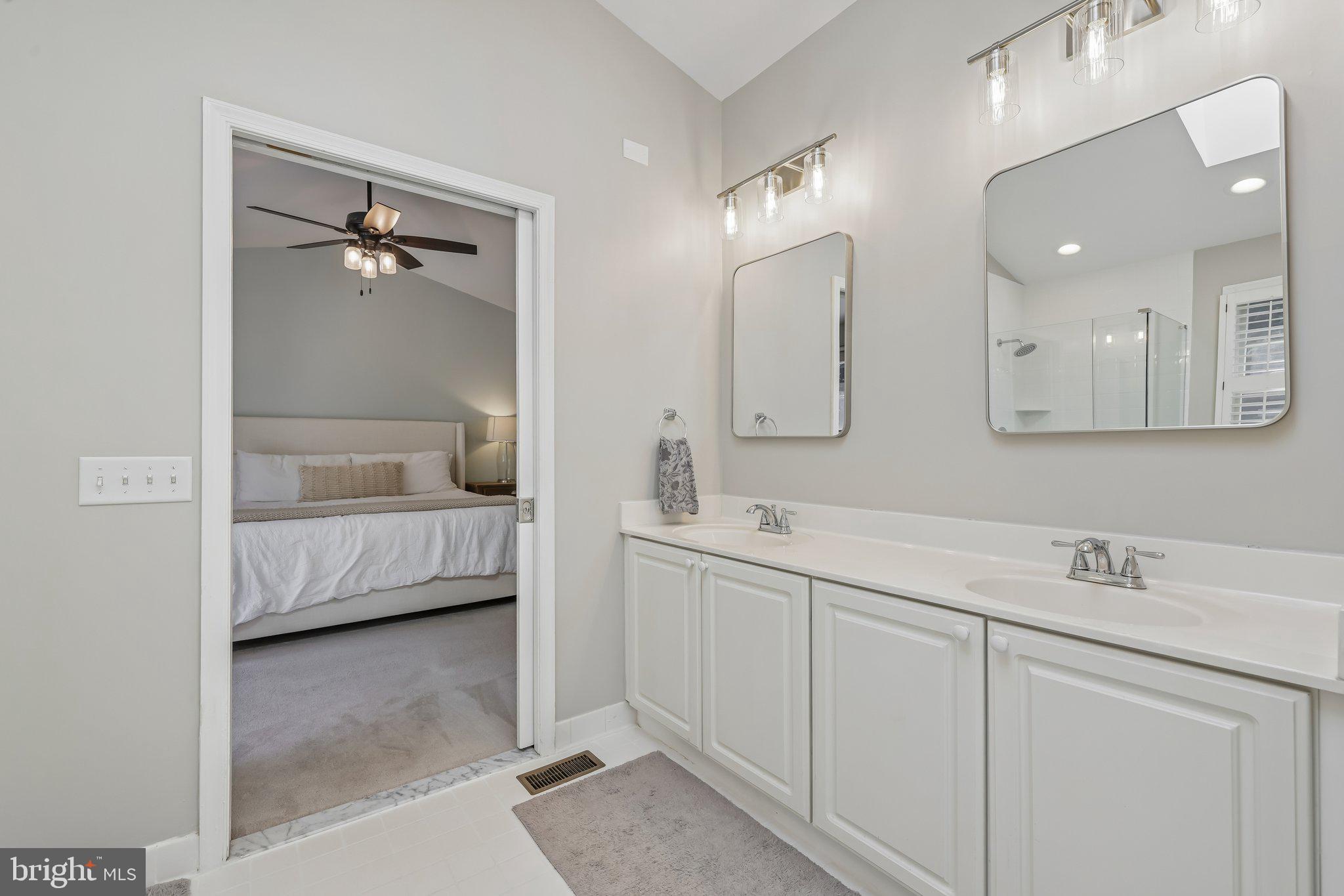 TOWNHOMES OF TIMBERLAND - Residential