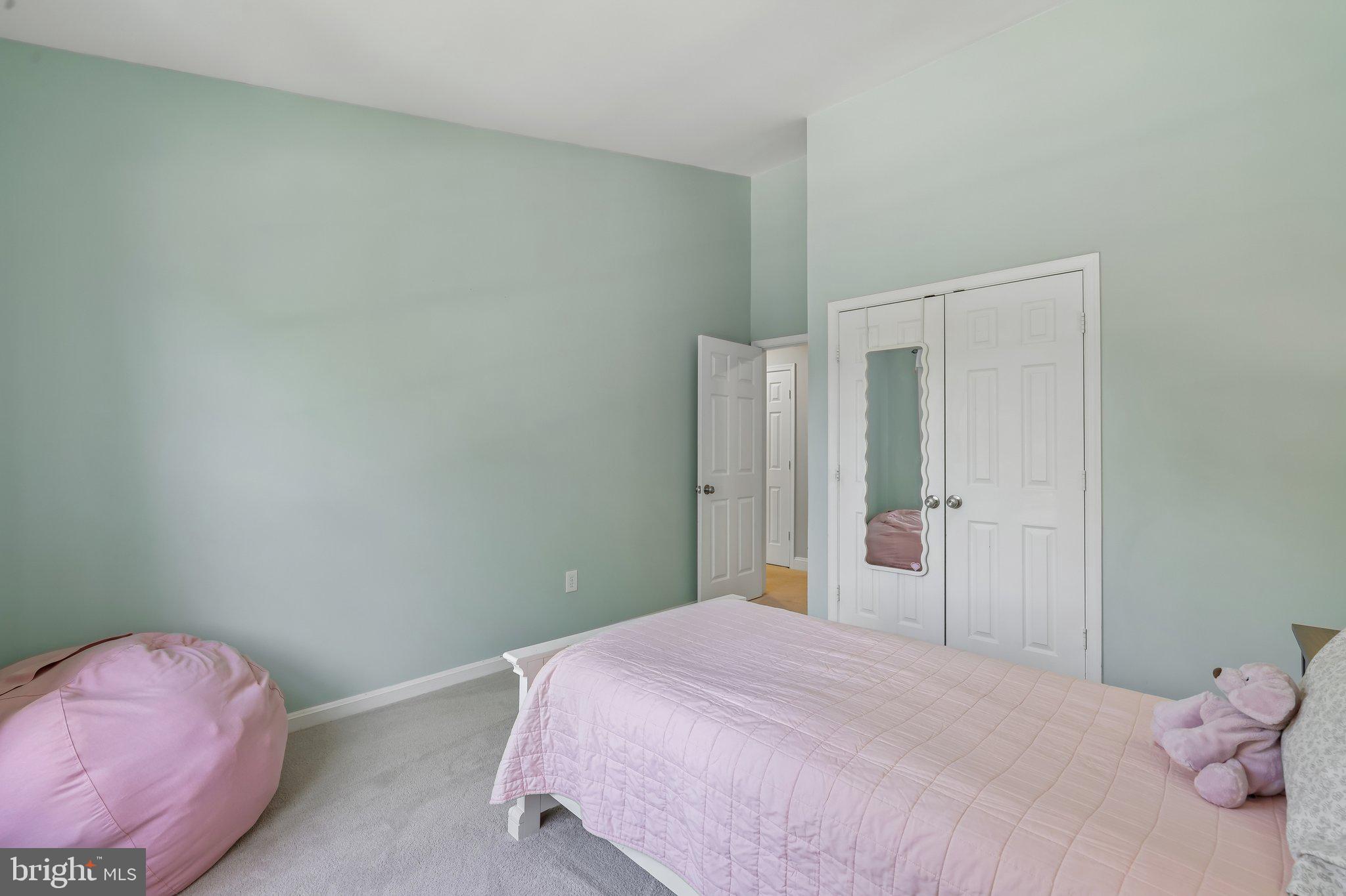 TOWNHOMES OF TIMBERLAND - Residential
