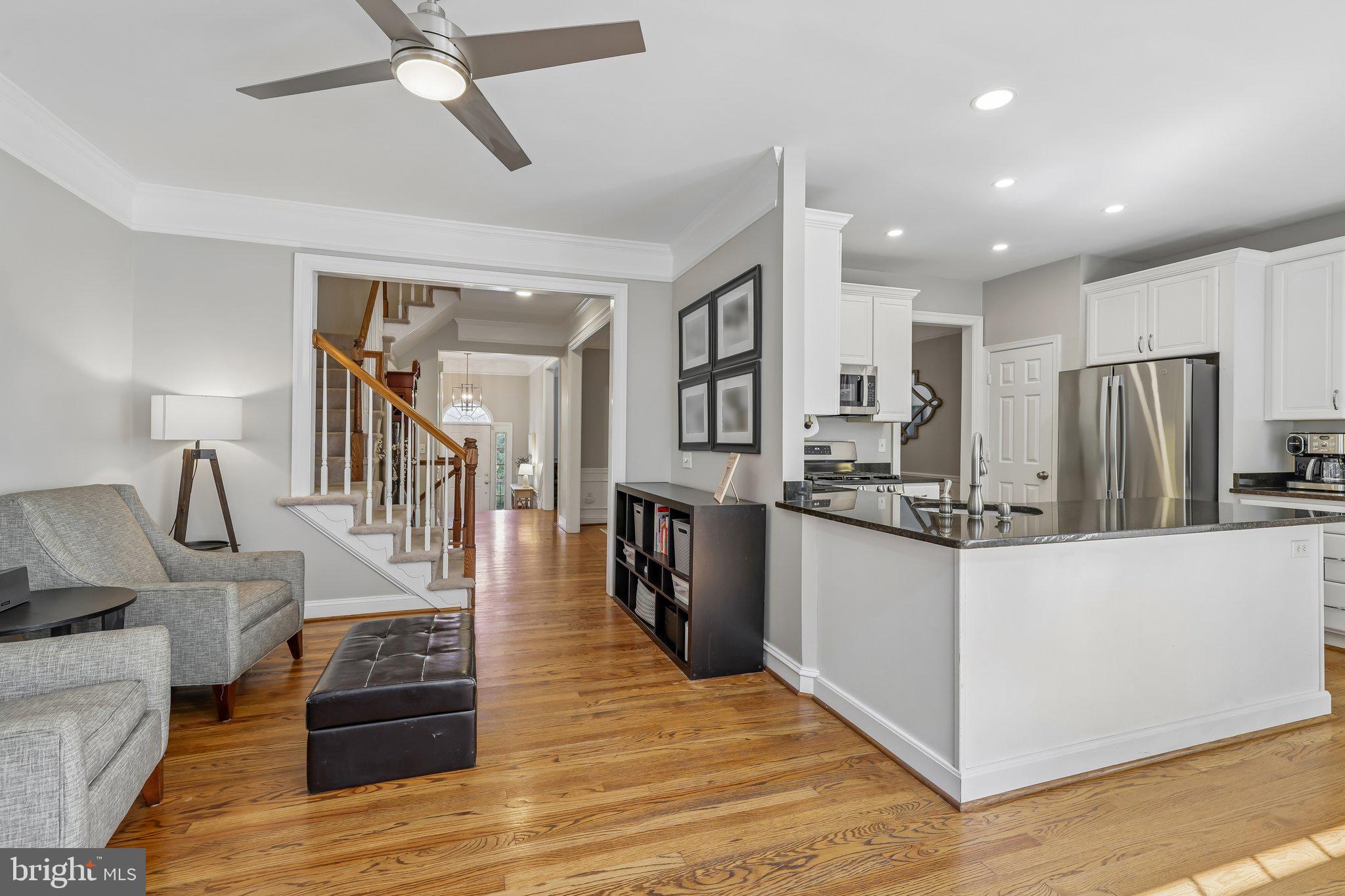 TOWNHOMES OF TIMBERLAND - Residential