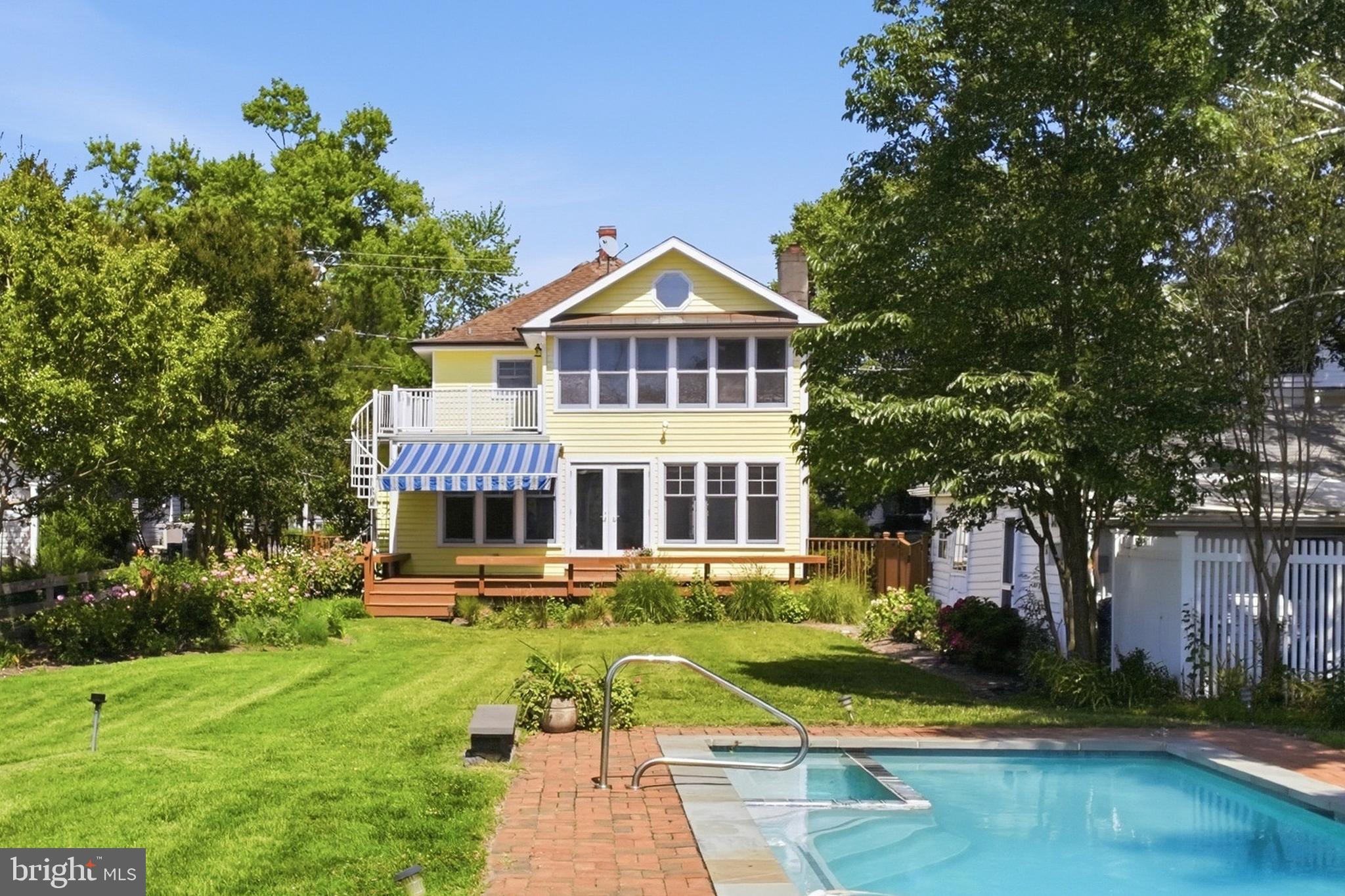 JACKS POINT - Residential