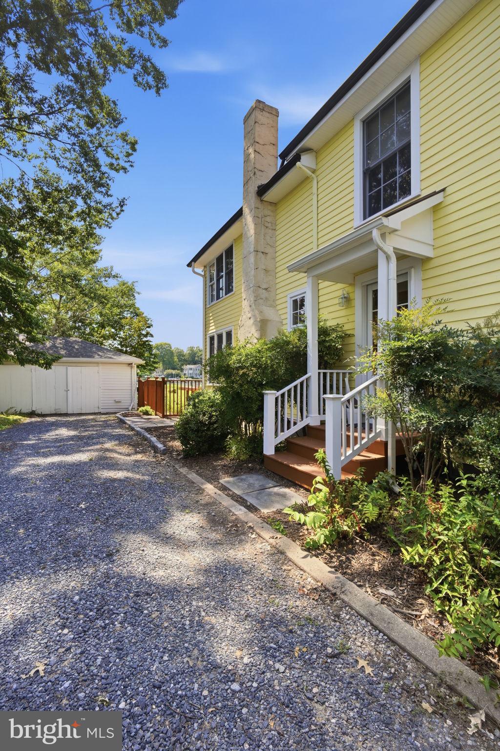 JACKS POINT - Residential
