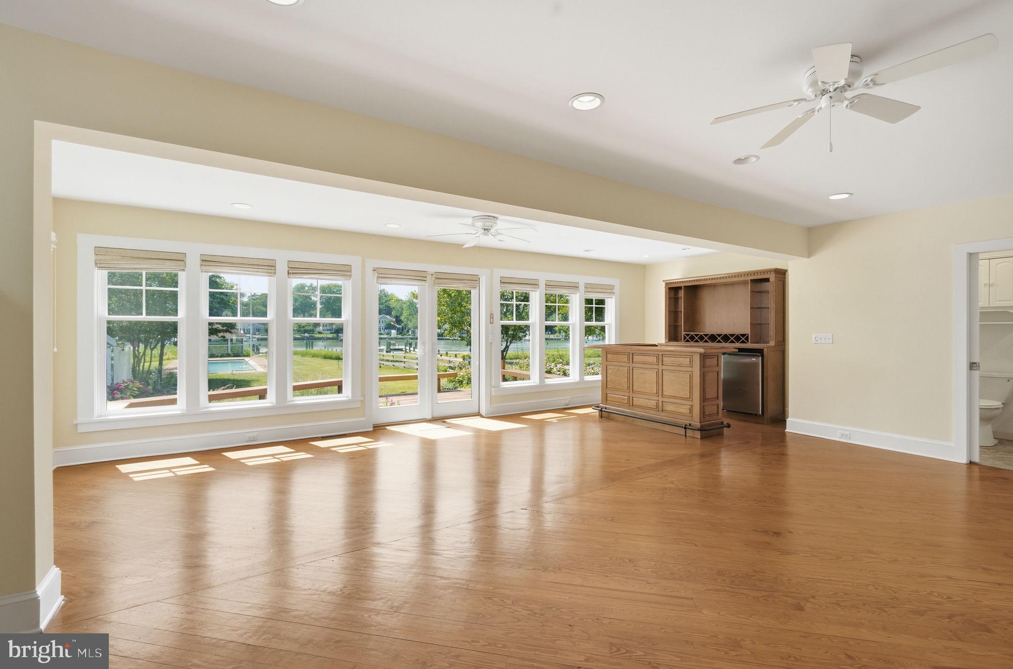 JACKS POINT - Residential
