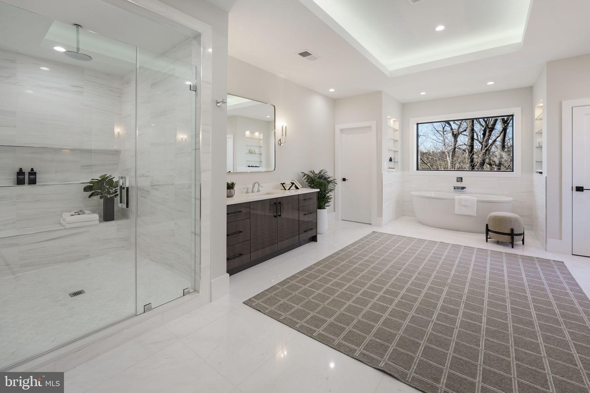 BROYHILL FOREST - Residential