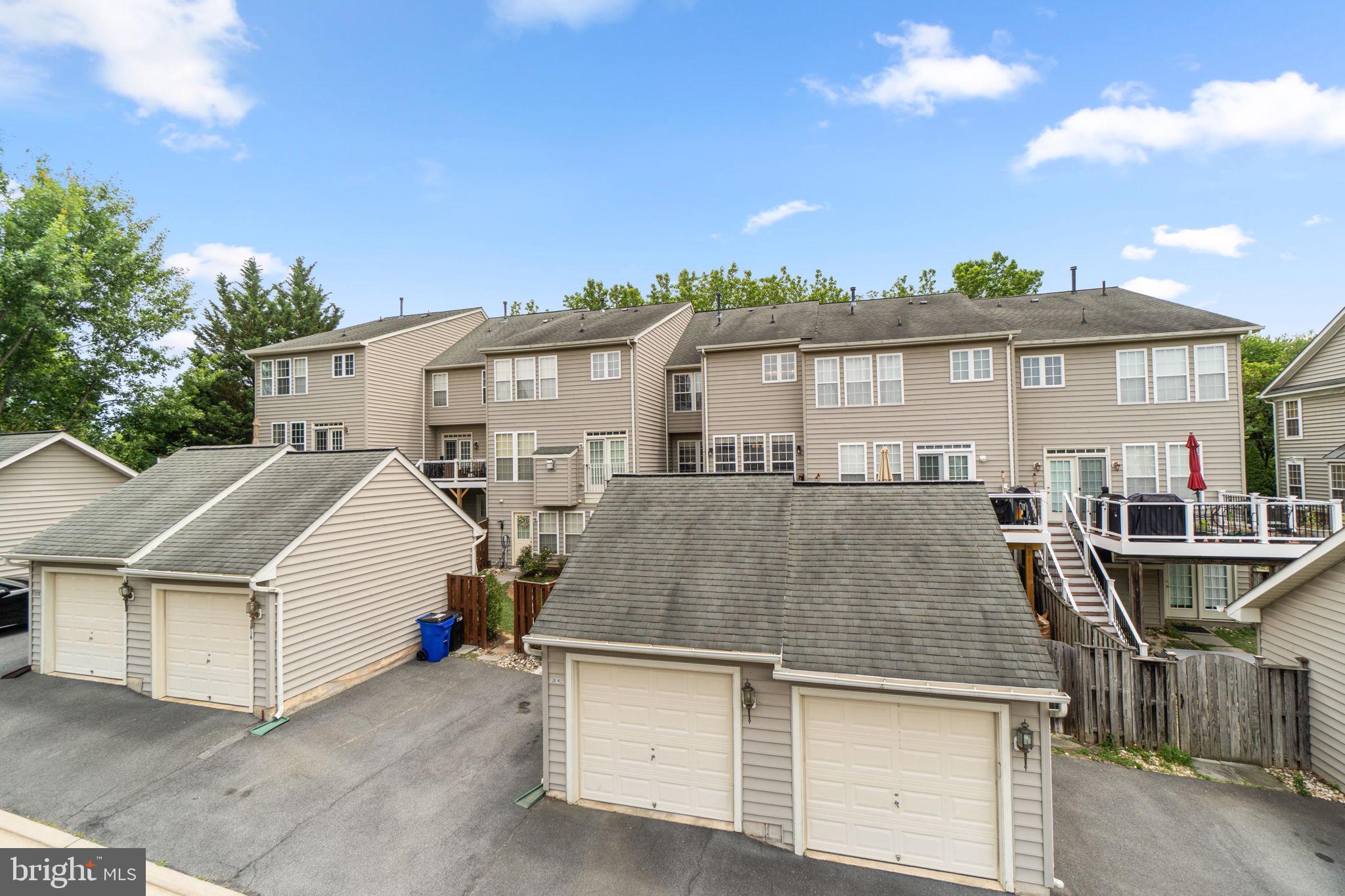 VILLAGES OF URBANA - Residential
