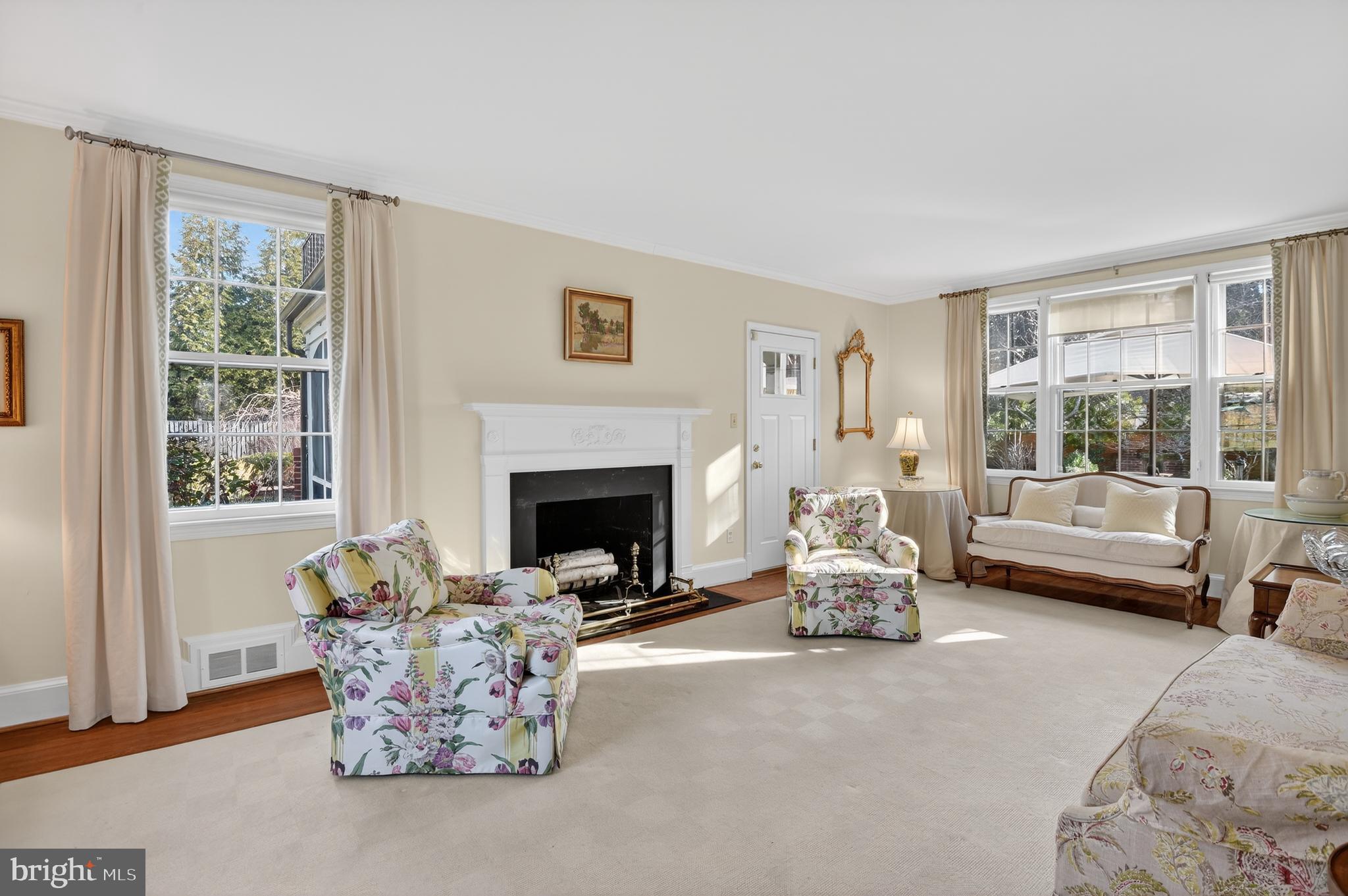 KENWOOD - Residential