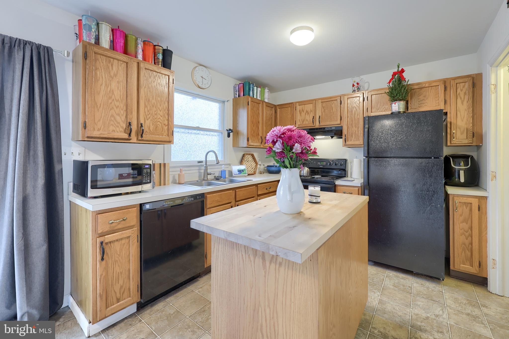 ELIZABETHTOWN BOROUGH - Residential