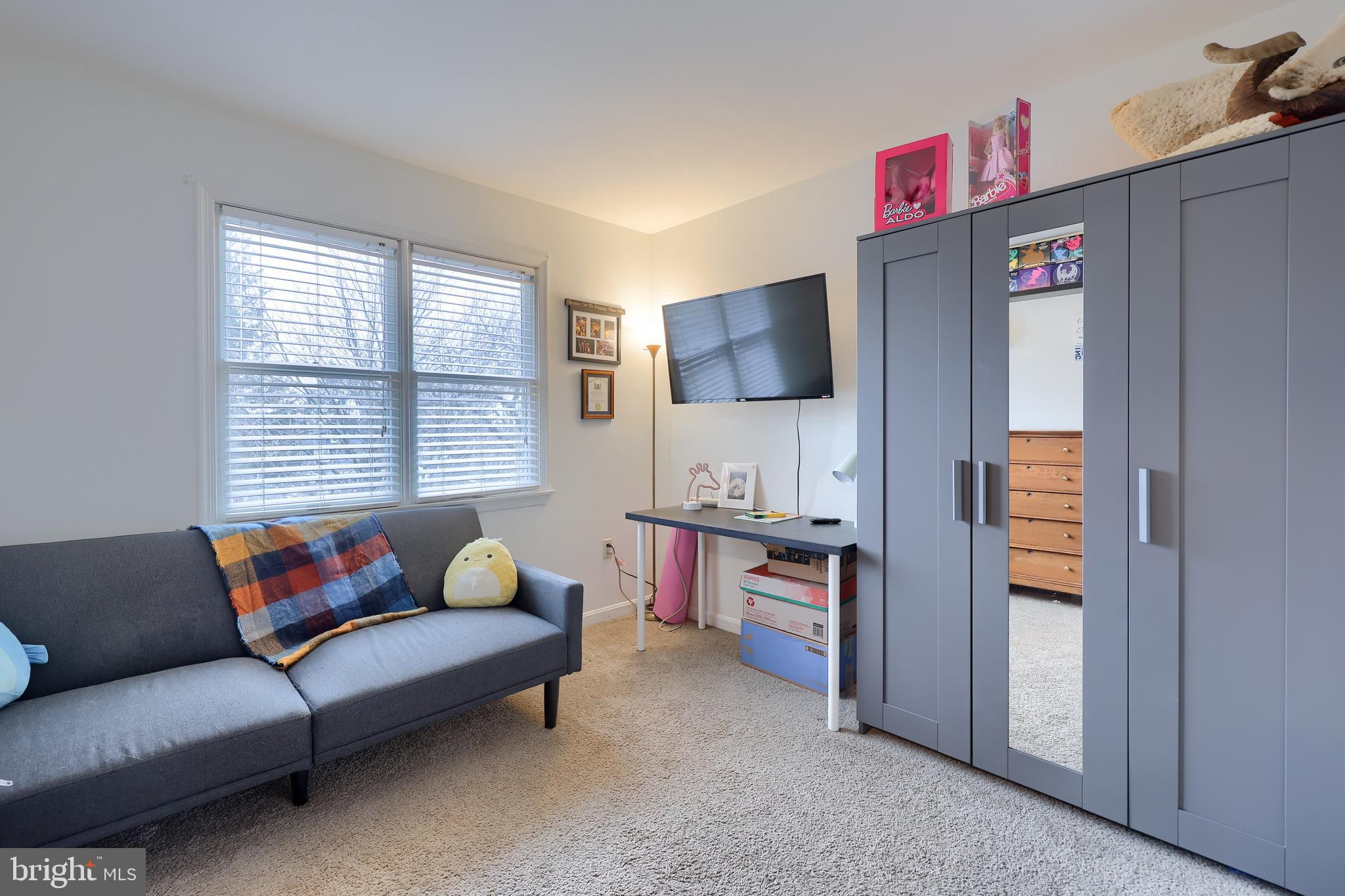 ELIZABETHTOWN BOROUGH - Residential