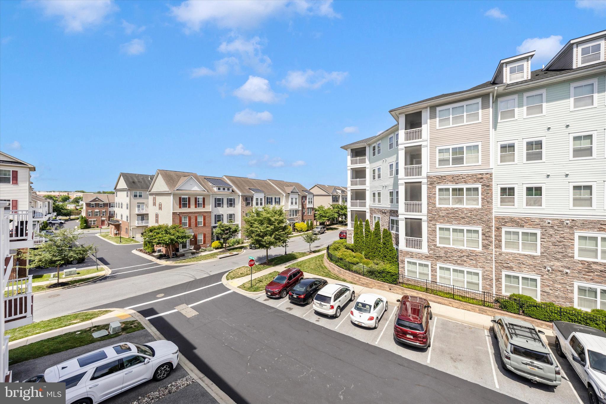 MARKET SQUARE - Residential