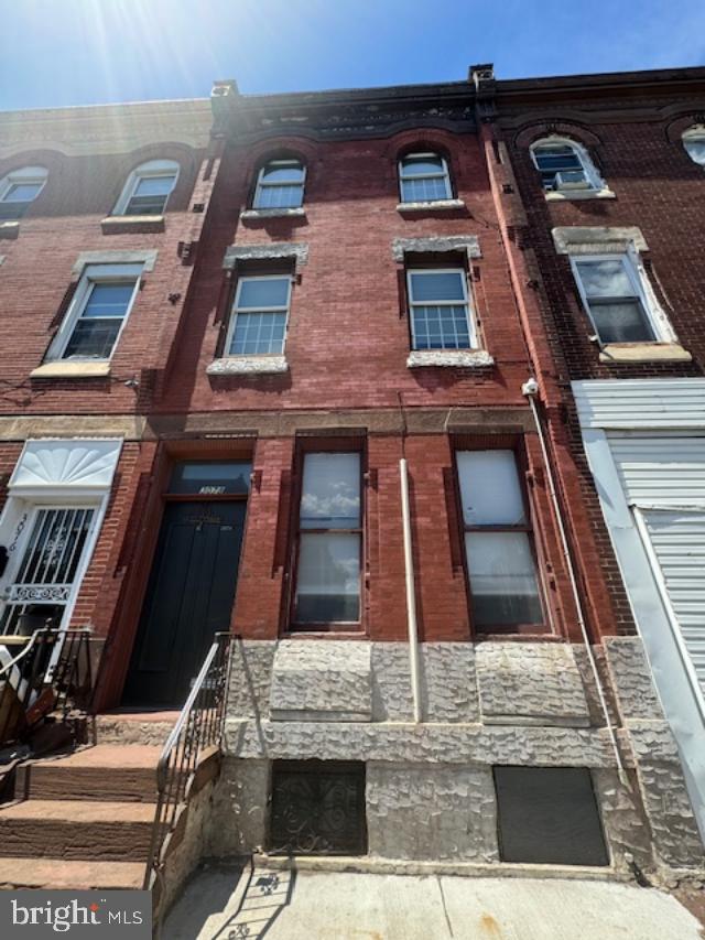 Large well maintained 3-story brick home.   Most recently used as a boarding house / half way recovery house.  Property was potential to command large income potential with 7 bedrooms,  2 full bathrooms, 2 half bathrooms and several room with their own sinks.  Zoned for 11 occupants (License attached in agent section of MLS) RARE to find properties like these which are legally zoned with city as a boarding house.  Main floor also contains a large over size living room and full size eat in kitchen.  Perfect for an investor looking for a turn key property offering excellent long term income.   Make your offer today!