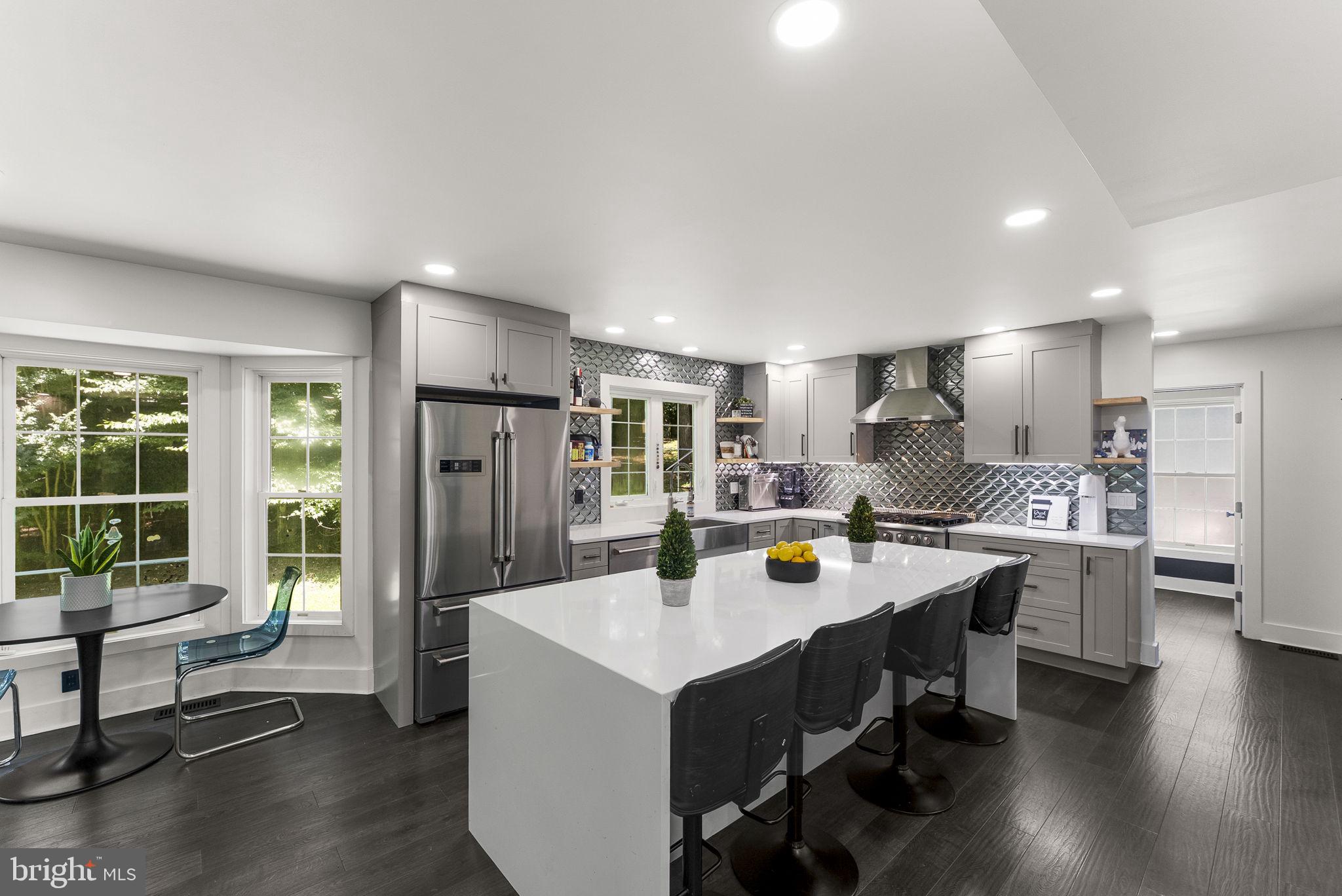 FOX DEN ESTATES - Residential