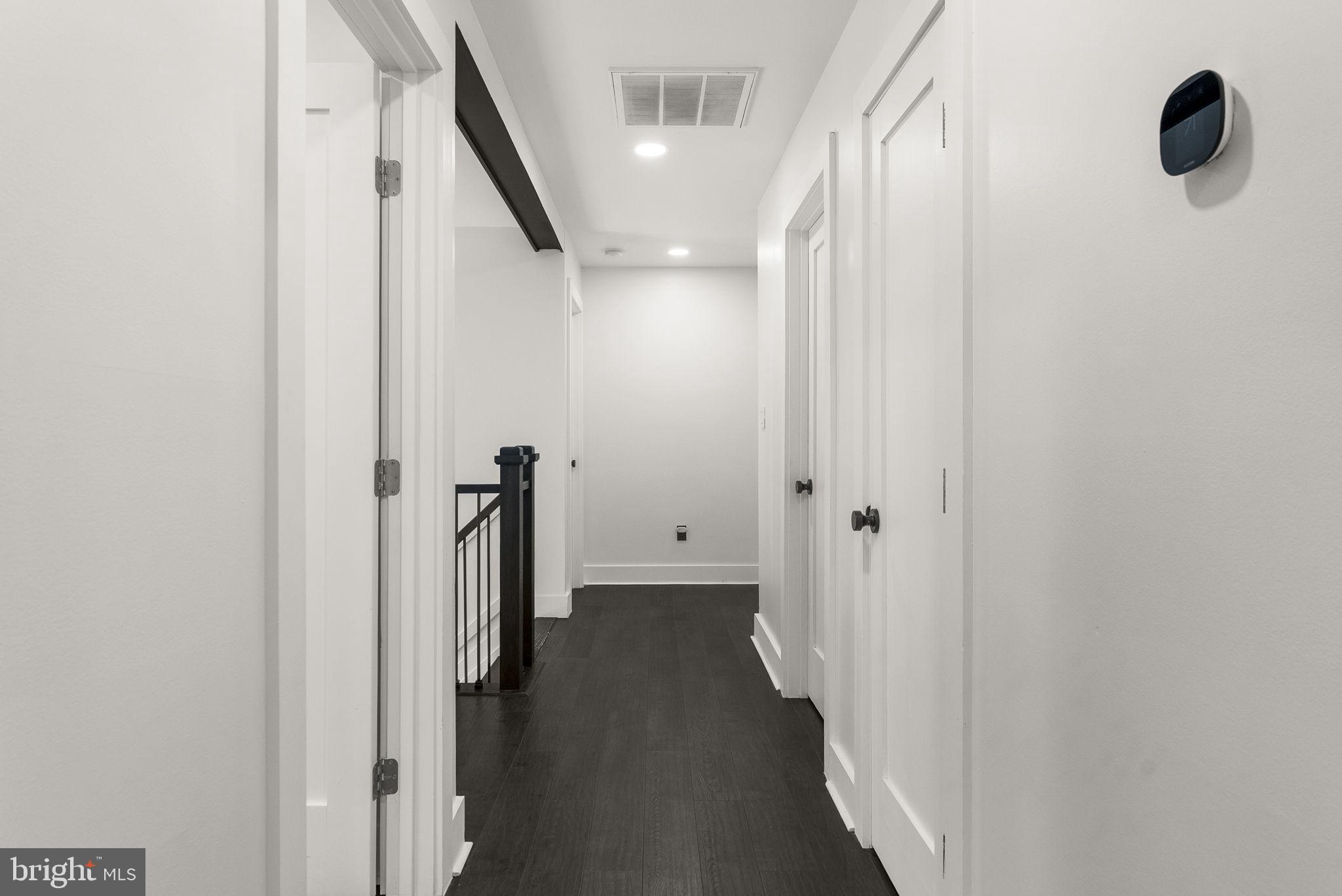 FOX DEN ESTATES - Residential