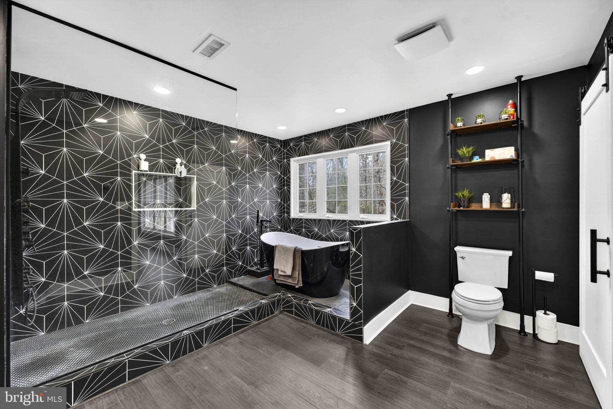 FOX DEN ESTATES - Residential