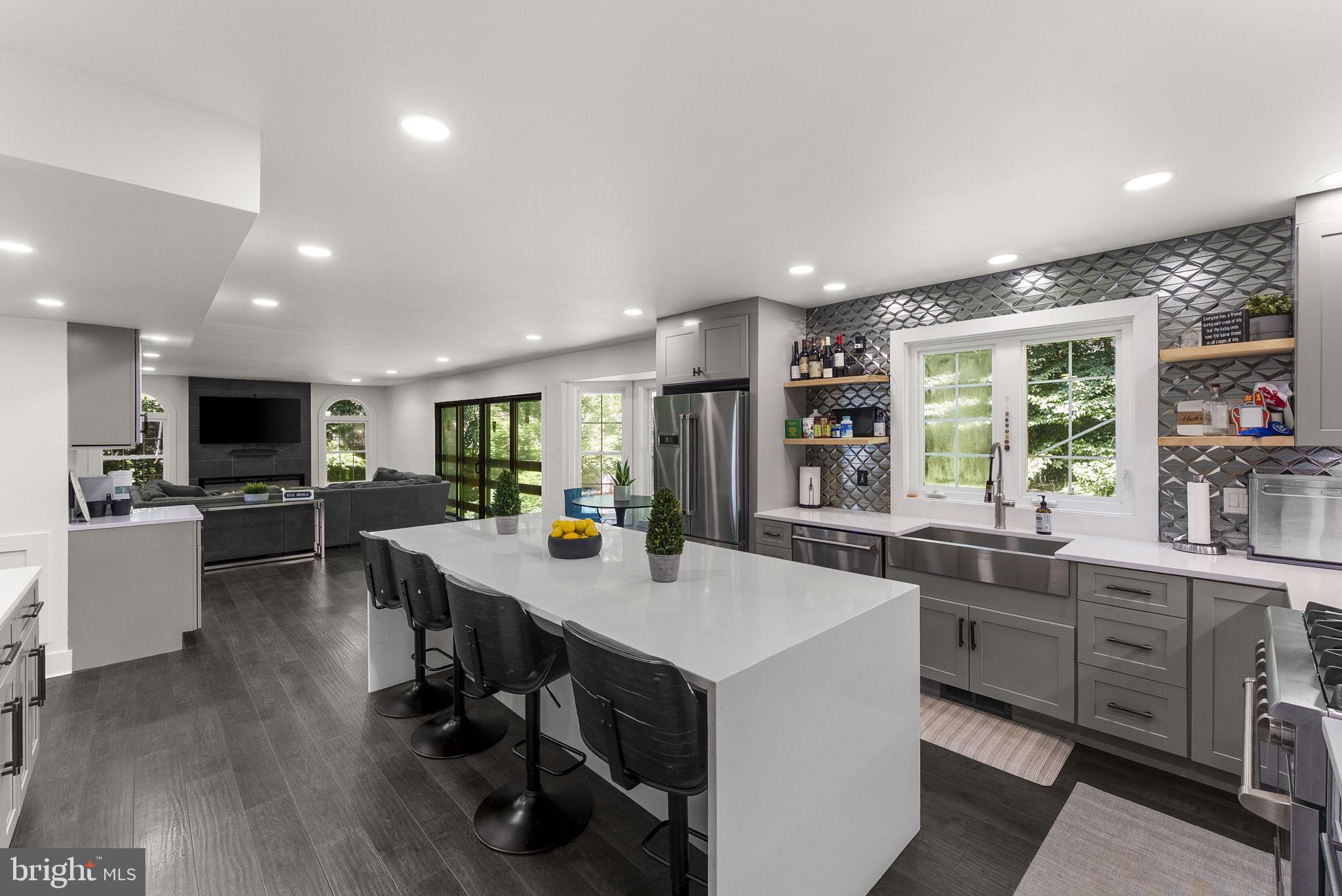 FOX DEN ESTATES - Residential
