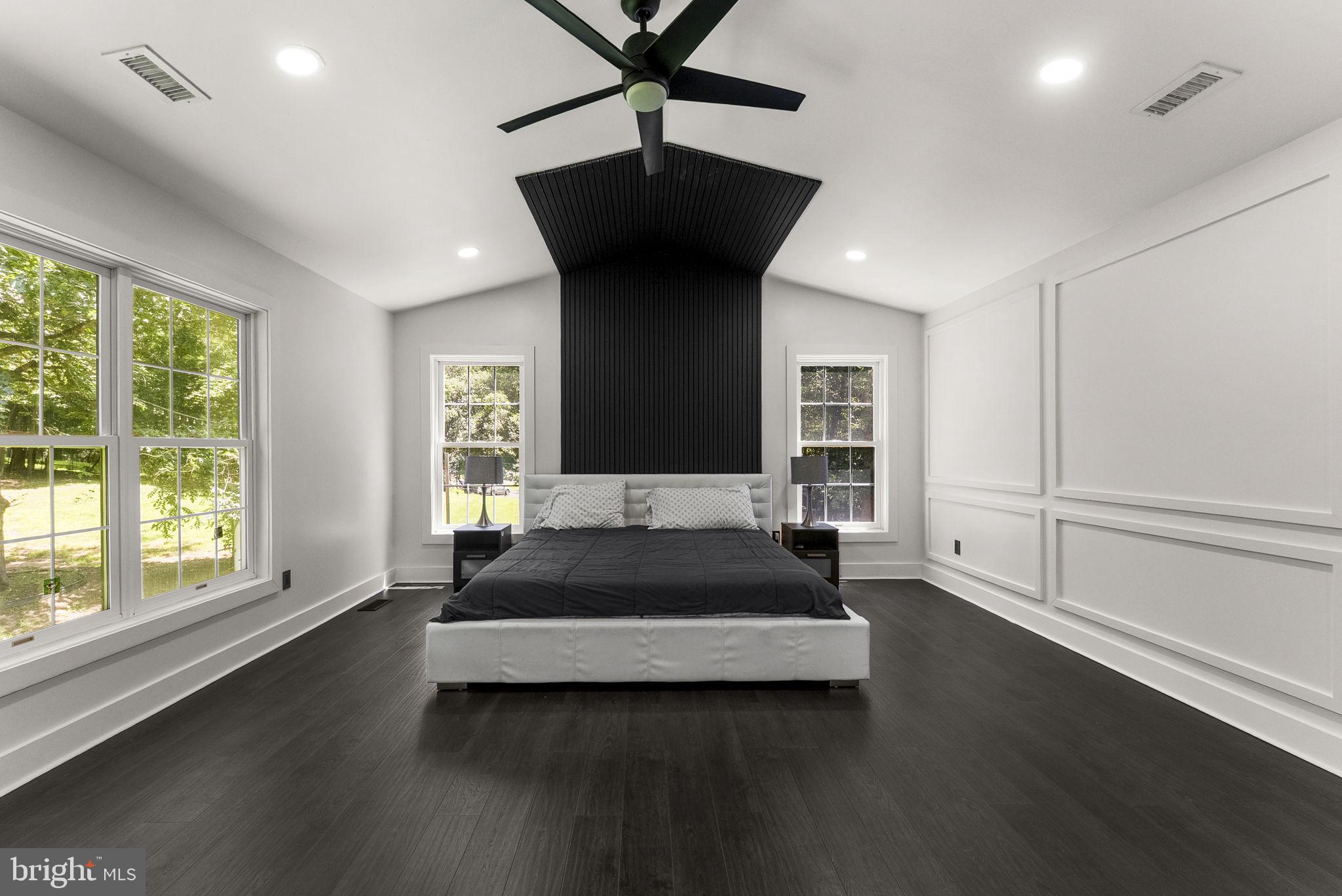 FOX DEN ESTATES - Residential