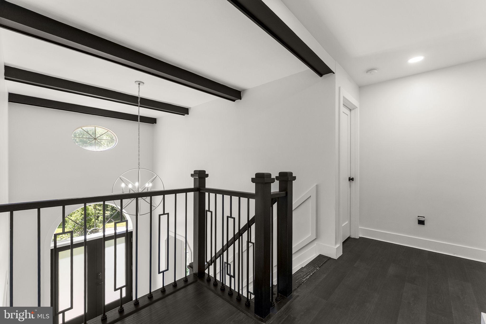 FOX DEN ESTATES - Residential