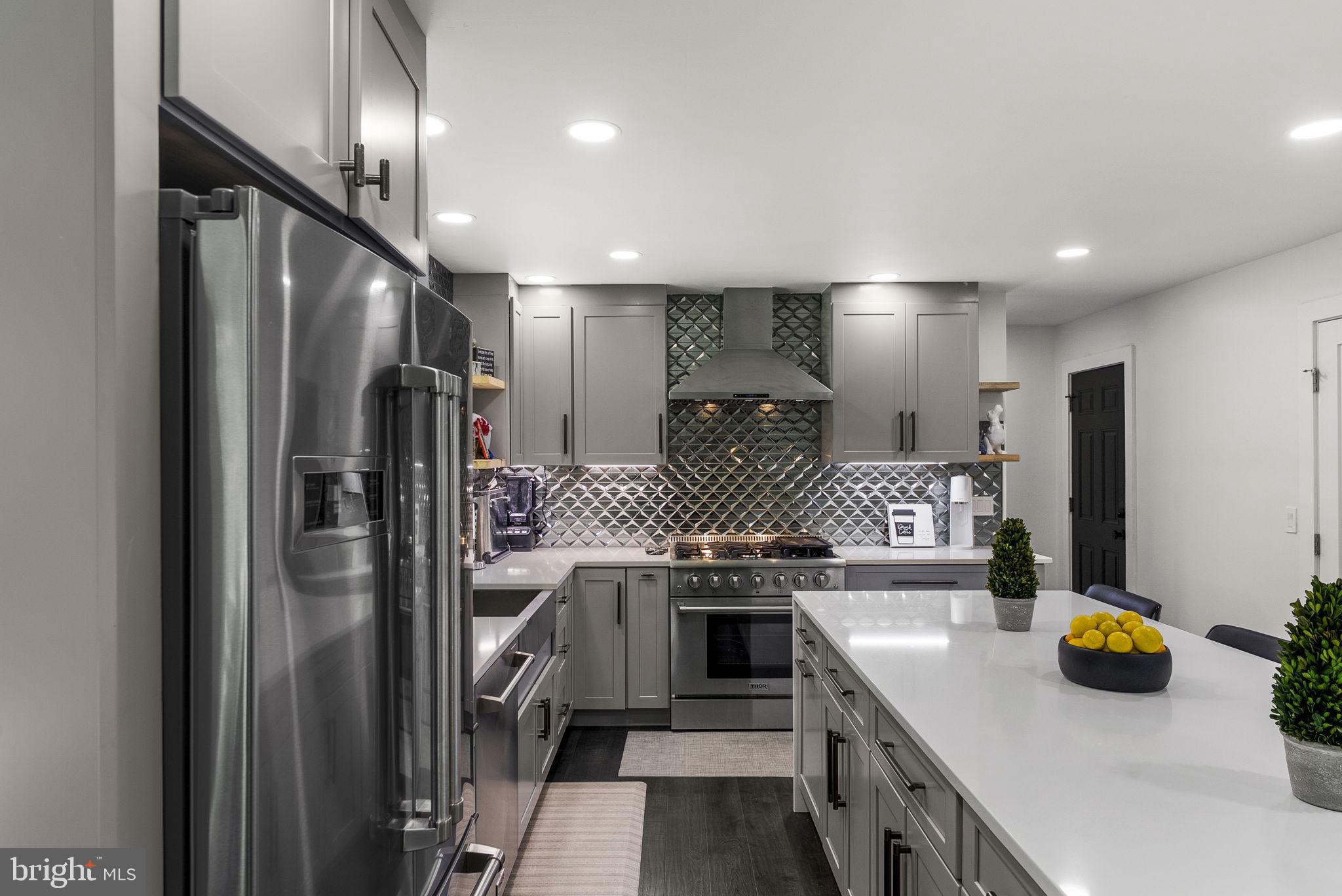 FOX DEN ESTATES - Residential