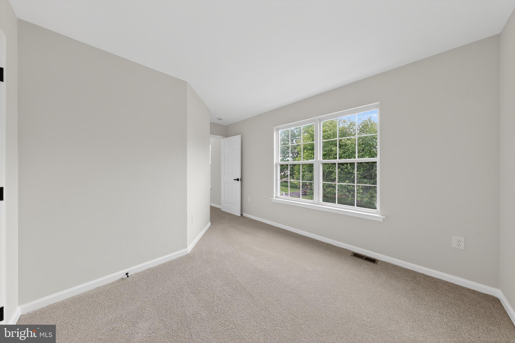 WASHINGTON WOODS - Residential