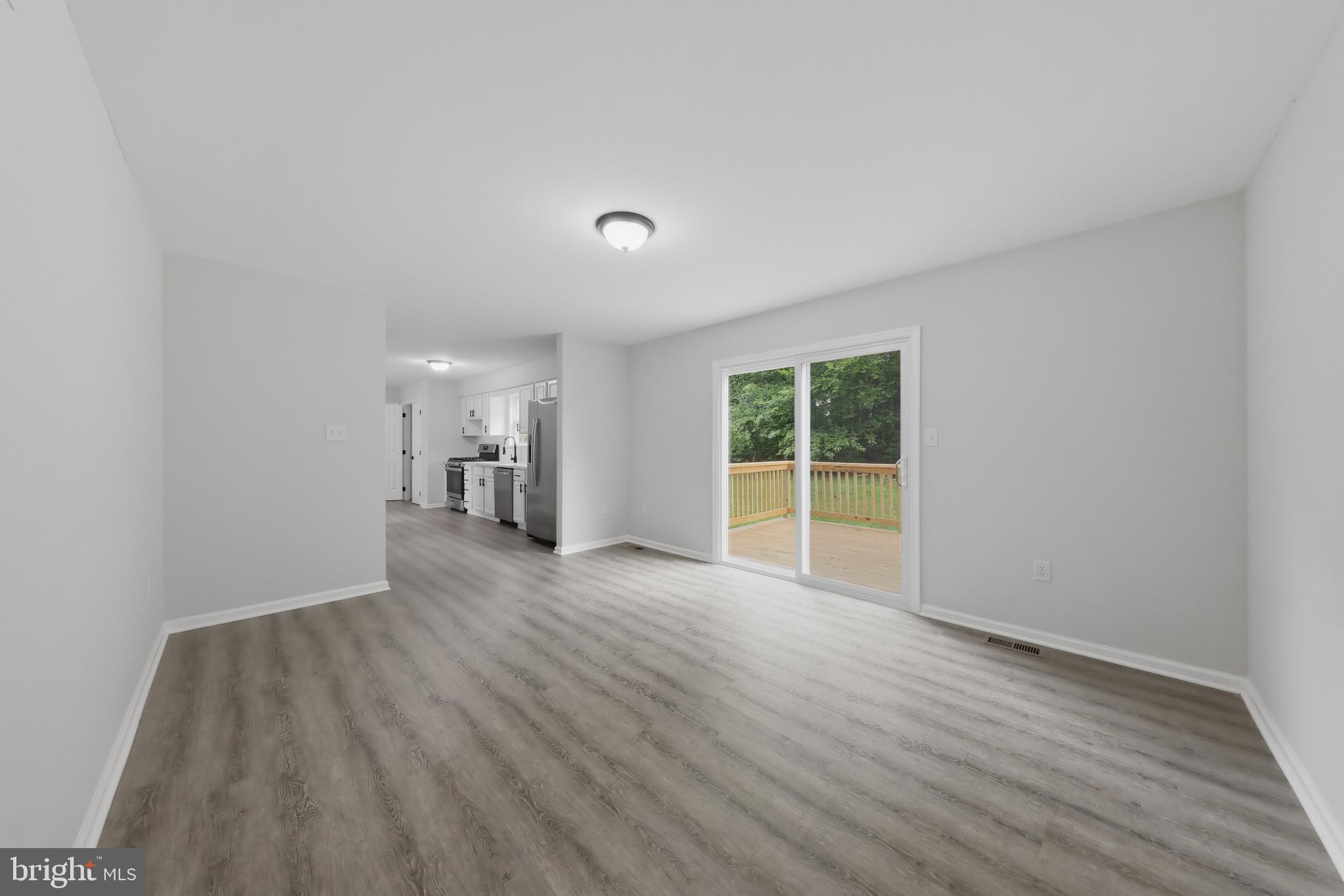 WASHINGTON WOODS - Residential
