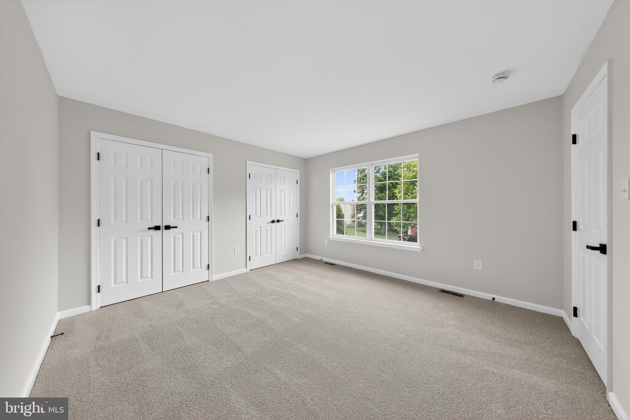 WASHINGTON WOODS - Residential
