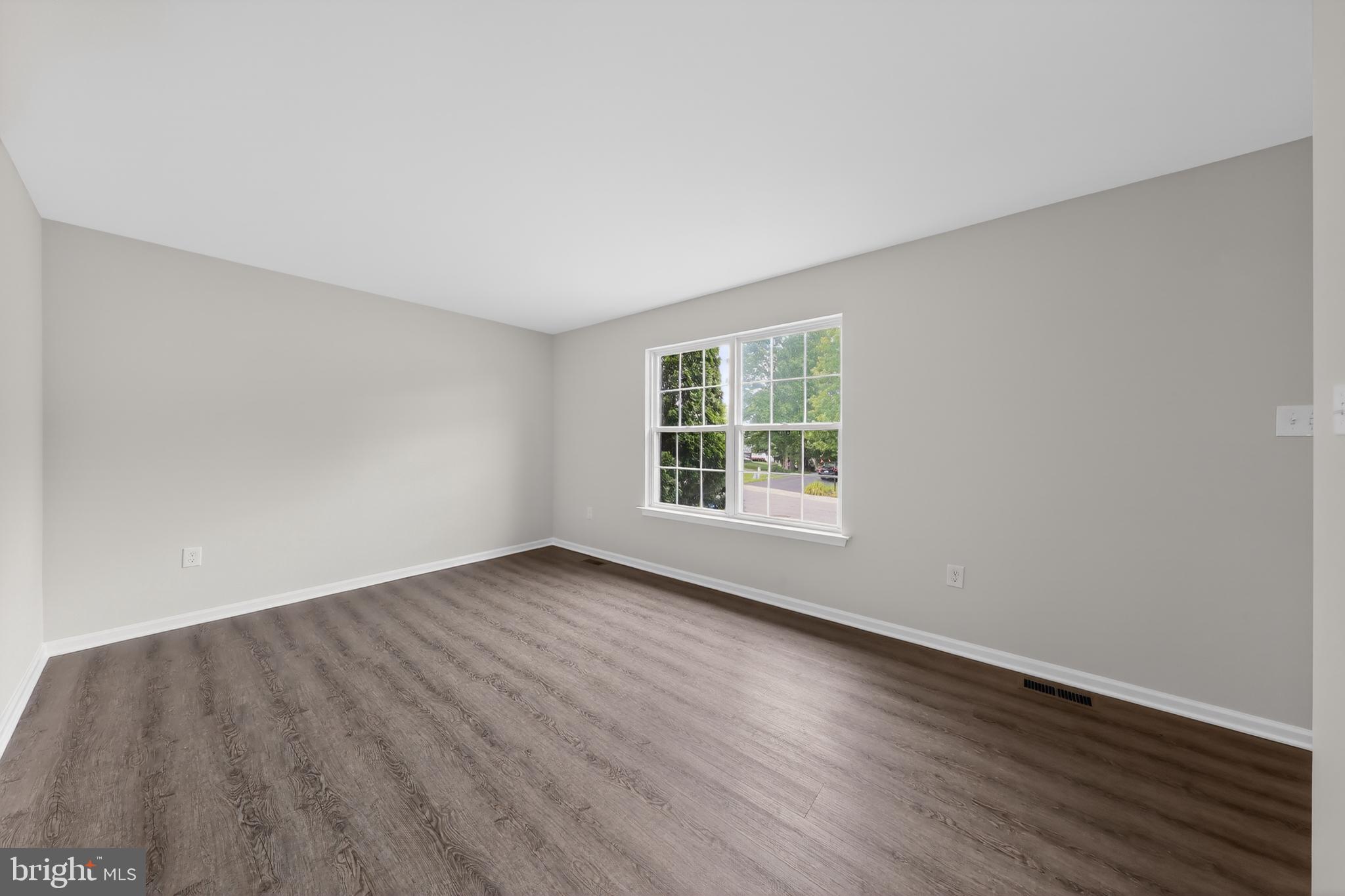 WASHINGTON WOODS - Residential