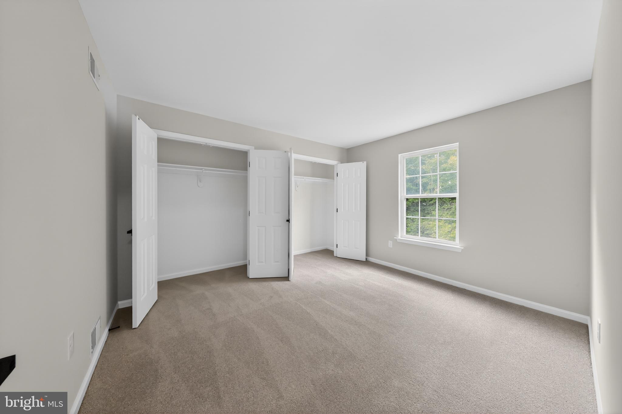 WASHINGTON WOODS - Residential