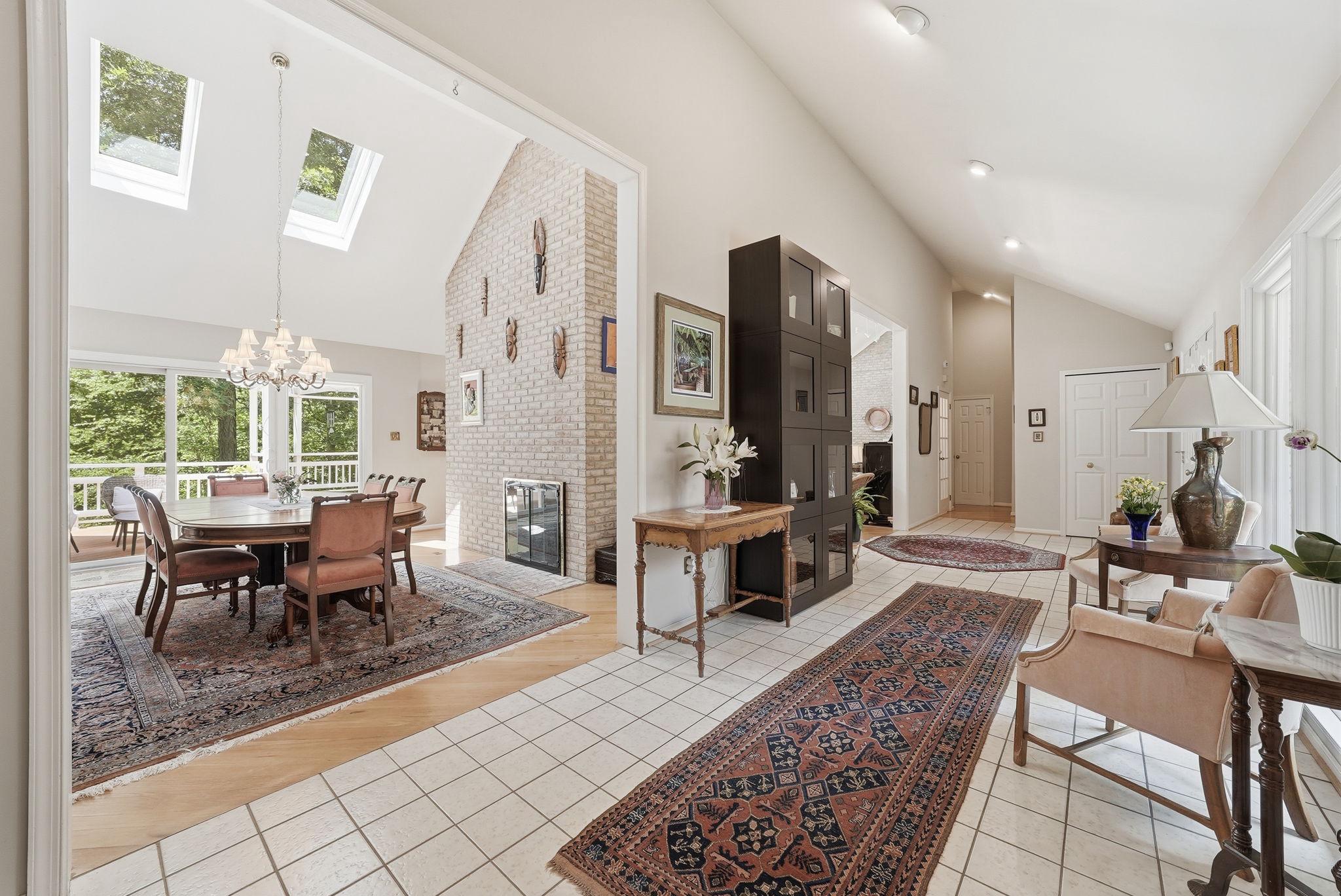 SOUTH RUN - Residential