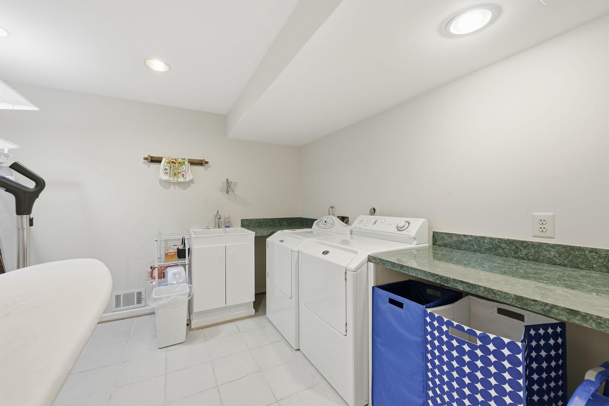 SOUTH RUN - Residential