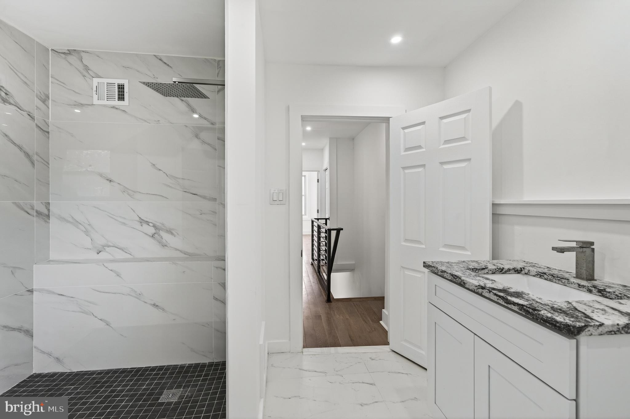 POINT BREEZE - Residential