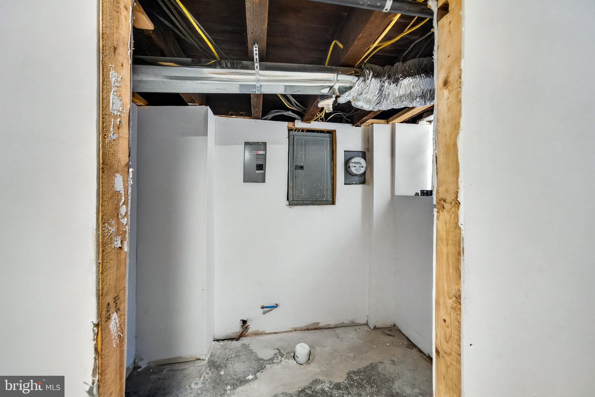 POINT BREEZE - Residential